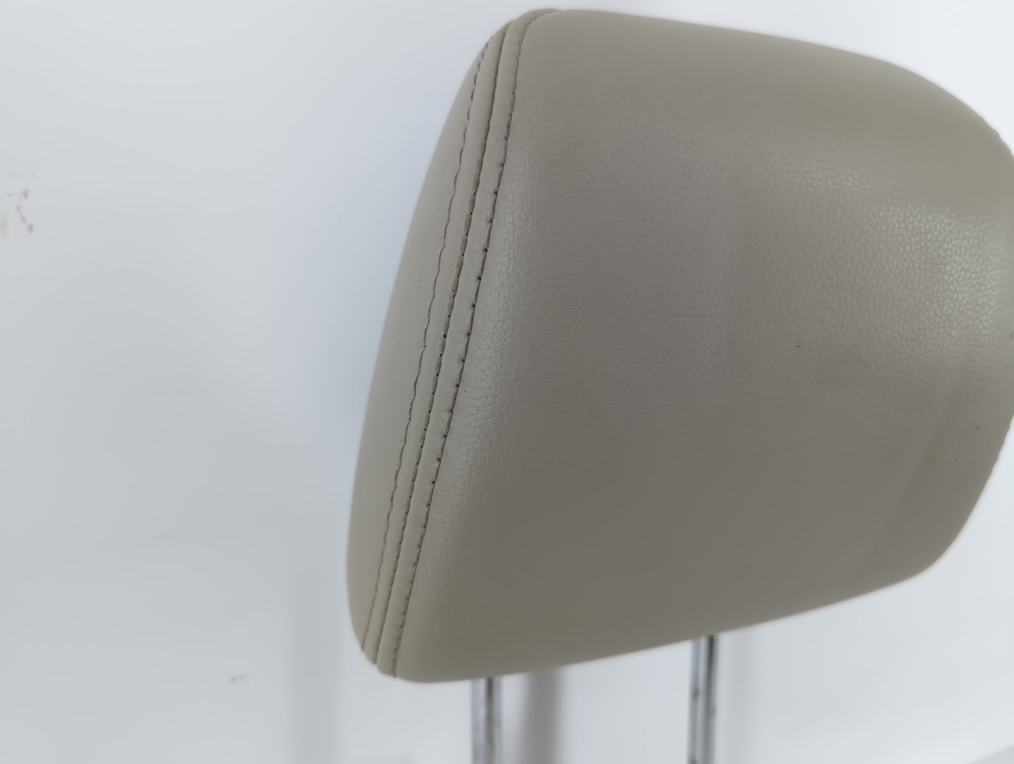 2013 Subaru Legacy Headrest Head Rest Front Driver Passenger Seat Fits OEM Used Auto Parts - Oemusedautoparts1.com