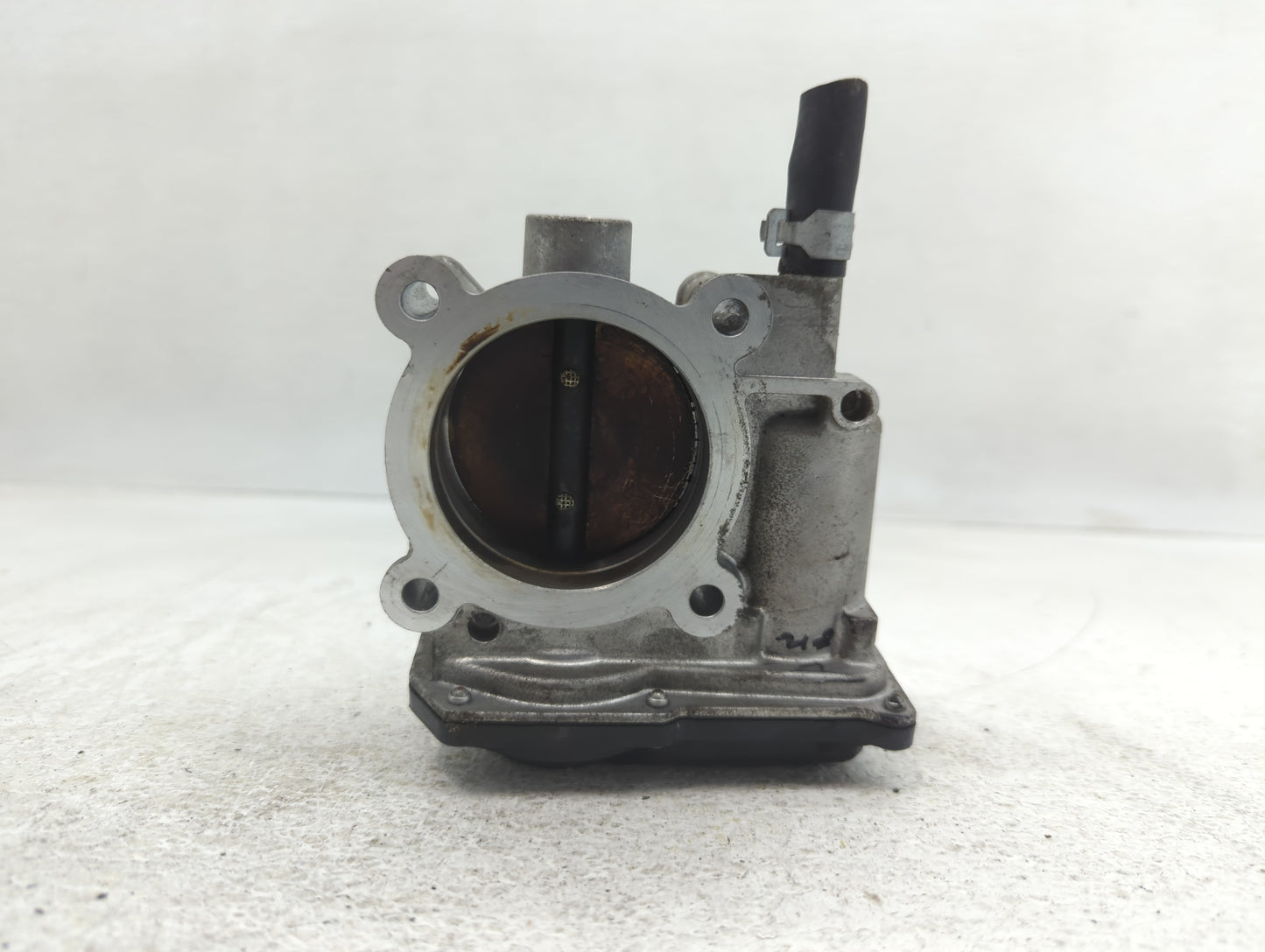 2013-2019 Subaru Legacy Throttle Body P/N:16112AA38A Fits Fits 2013 2014 2015 2016 2017 2018 2019 OEM Used Auto Parts - Oemu