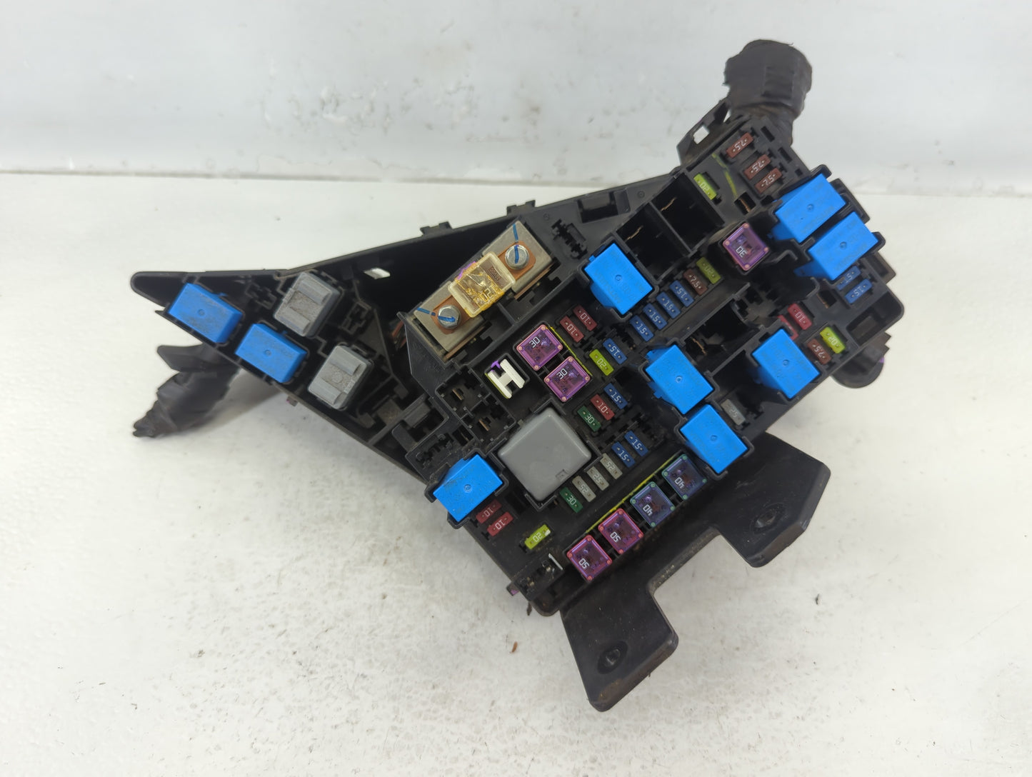 2010-2014 Subaru Legacy Fusebox Fuse Box Panel Relay Module P/N:MB503202B Fits Fits 2010 2011 2012 2013 2014 OEM Used Auto P