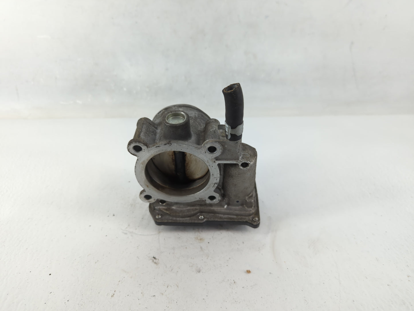 2013-2019 Subaru Legacy Throttle Body P/N:8T02 1780-01438 16112AA38A Fits Fits 2013 2014 2015 2016 2017 2018 2019 OEM Used A