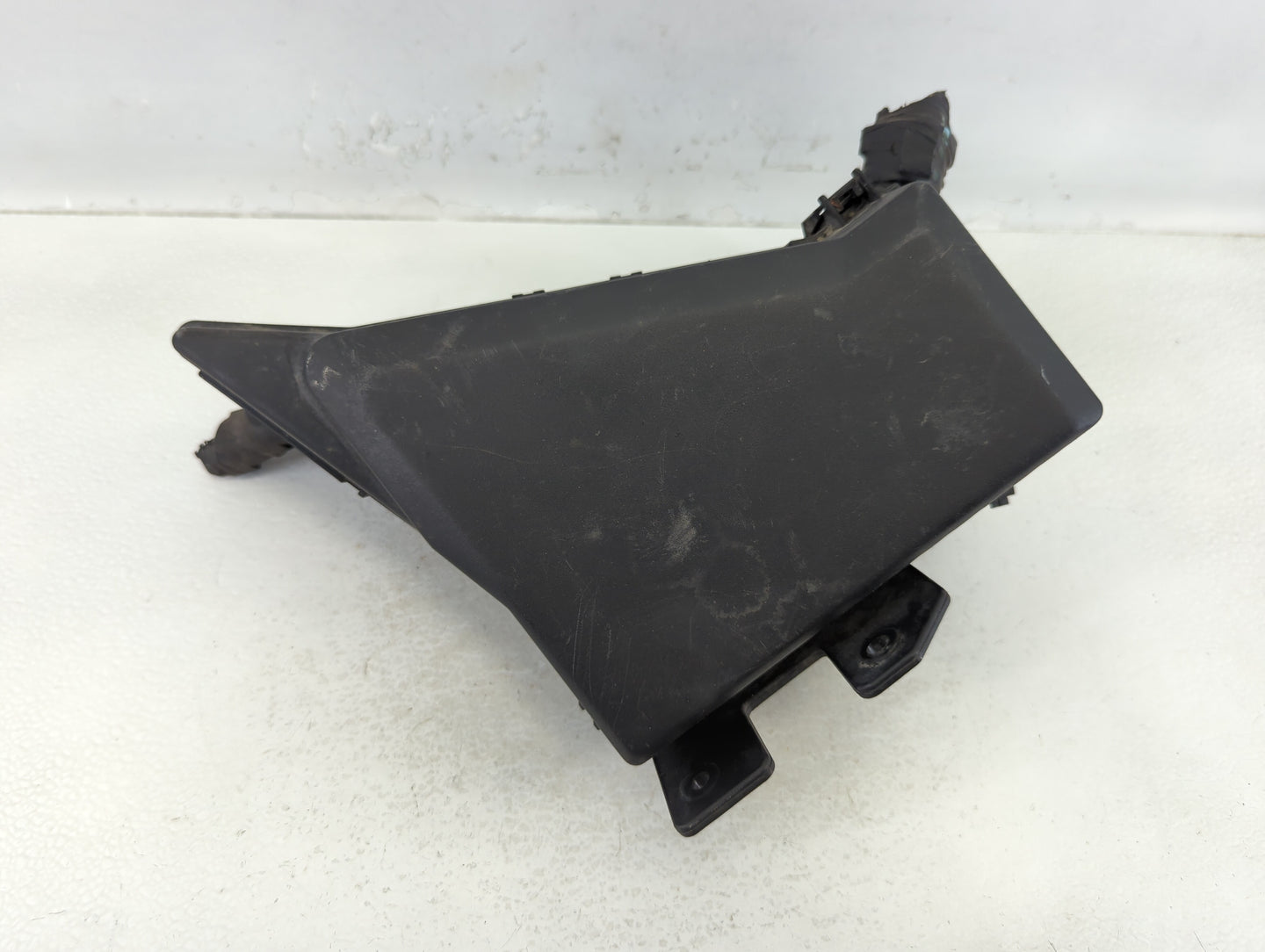 2010-2014 Subaru Legacy Fusebox Fuse Box Panel Relay Module P/N:MB503202B Fits Fits 2010 2011 2012 2013 2014 OEM Used Auto P