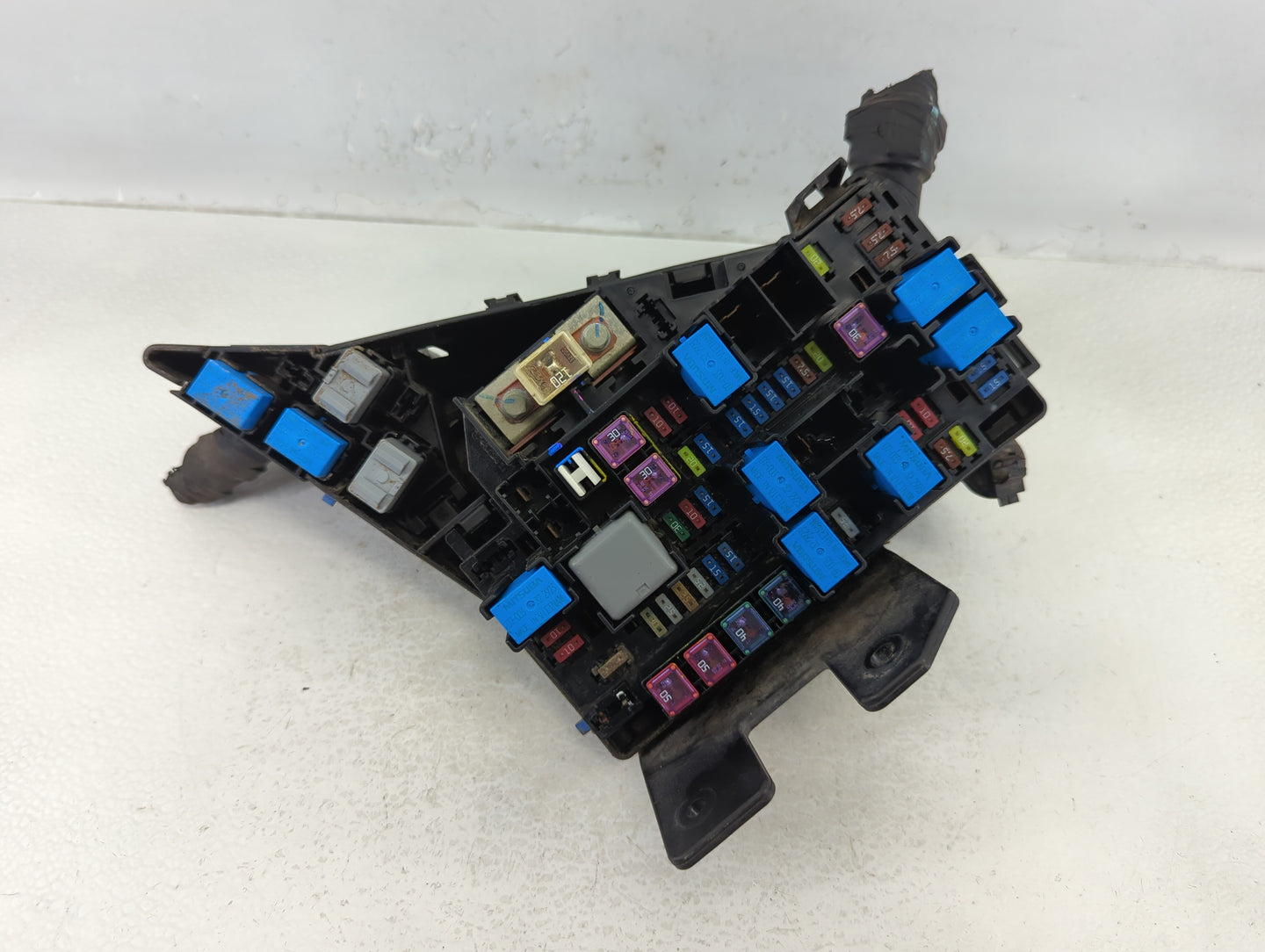 2010-2014 Subaru Legacy Fusebox Fuse Box Panel Relay Module P/N:MB503202B Fits Fits 2010 2011 2012 2013 2014 OEM Used Auto P