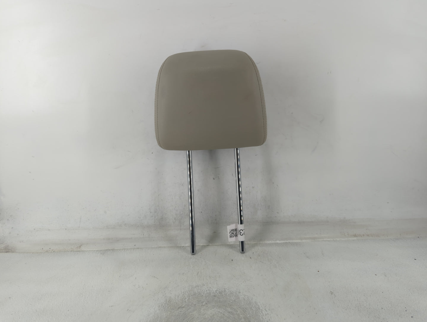 2013-2014 Subaru Legacy Headrest Head Rest Front Driver Passenger Seat - Oemusedautoparts1.com