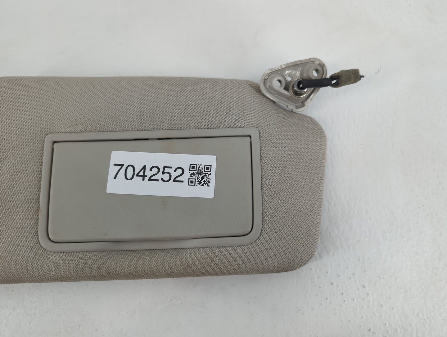 2010-2014 Subaru Legacy Sun Visor Shade Replacement Passenger Right Mirror Fits Fits 2010 2011 2012 2013 2014 OEM Used Auto 
