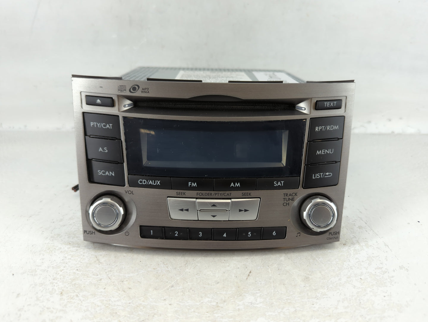 2012-2014 Subaru Legacy Am Fm Cd Player Radio Receiver - Oemusedautoparts1.com