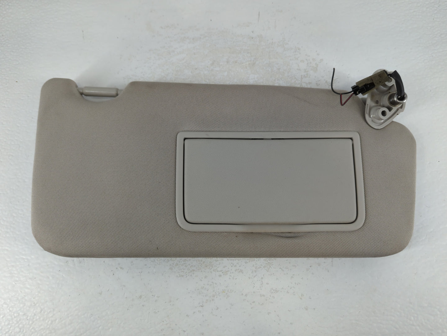 2012-2014 Subaru Legacy Sun Visor Shade Replacement Passenger Right Mirror Fits Fits 2012 2013 2014 OEM Used Auto Parts - Oe