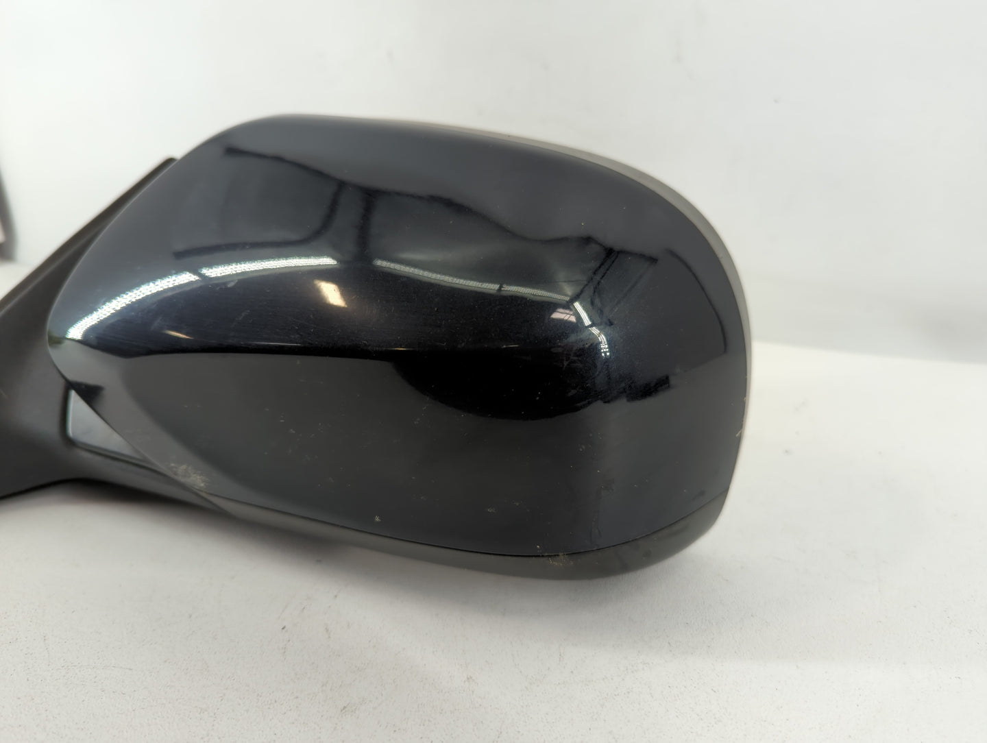 2011-2014 Subaru Legacy Driver Side View Mirror - Left Door Mirror OEM Used - Oemusedautoparts1.com
