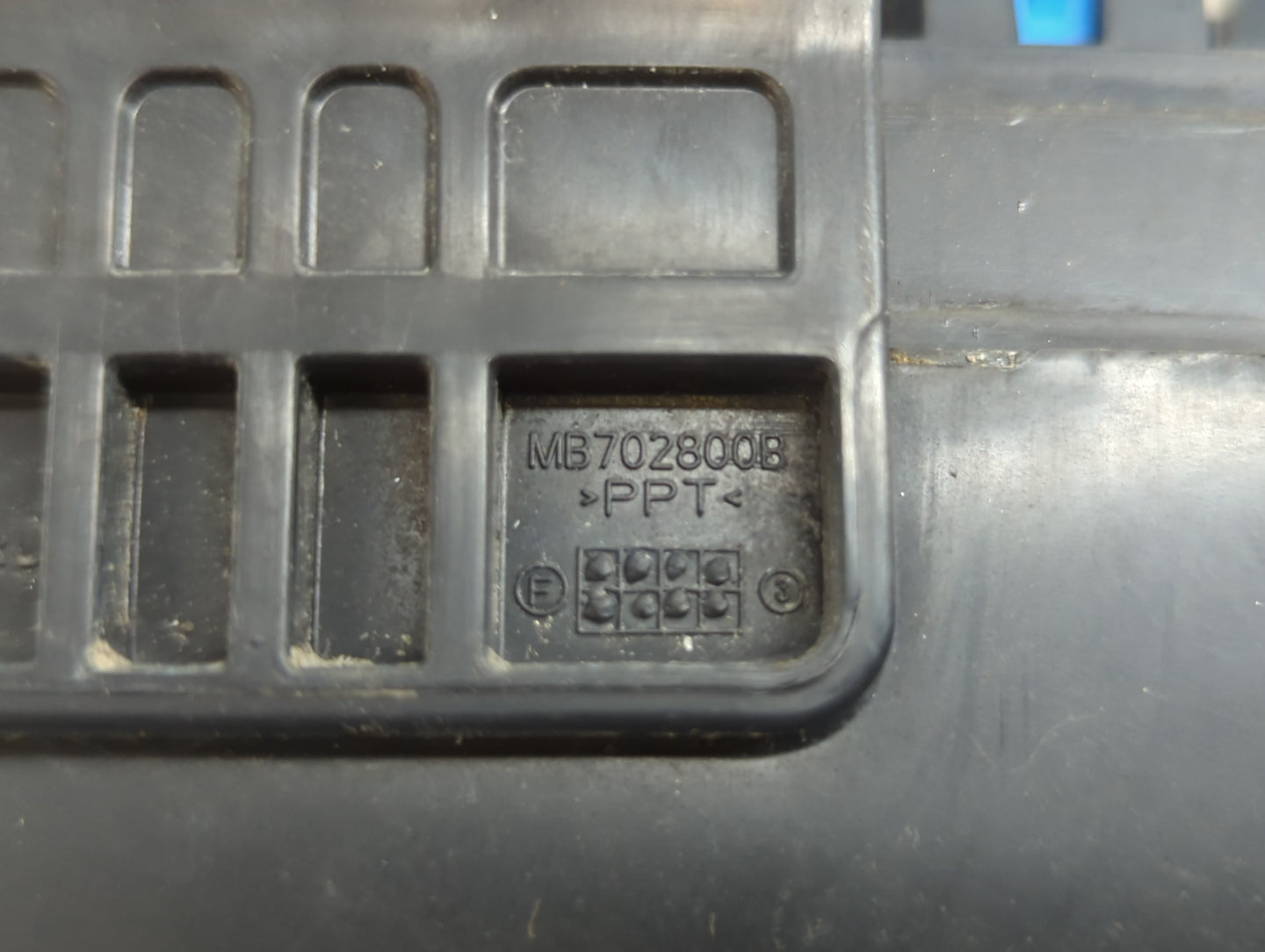 2010-2014 Subaru Legacy Fusebox Fuse Box Panel Relay Module P/N:MB702800B Fits Fits 2010 2011 2012 2013 2014 OEM Used Auto P