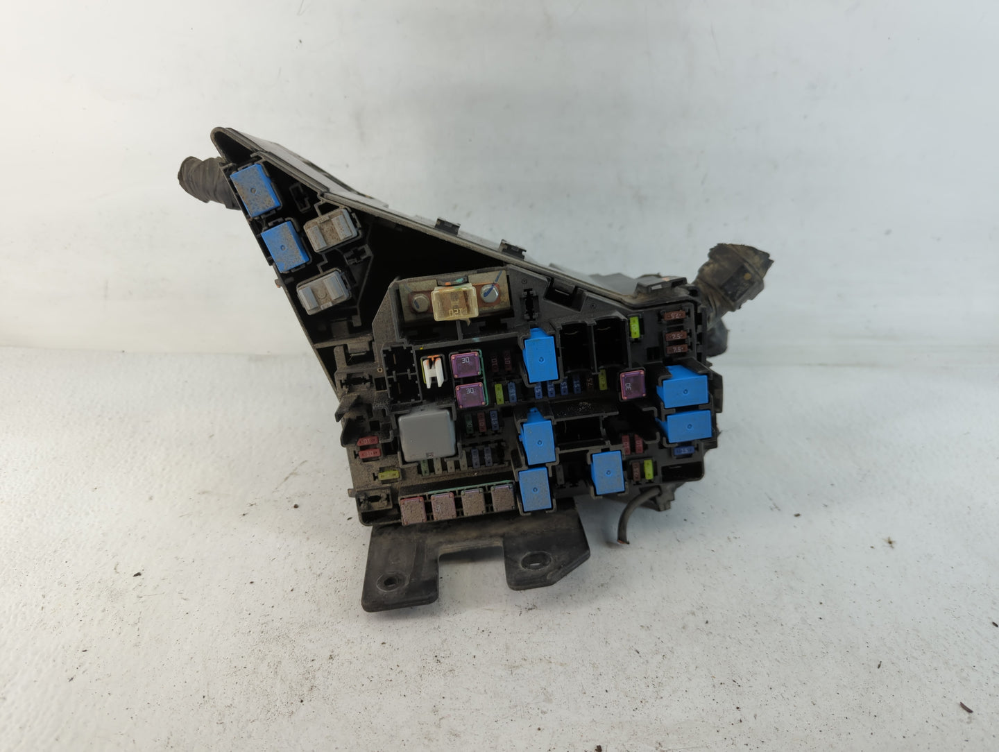 2010-2014 Subaru Legacy Fusebox Fuse Box Panel Relay Module P/N:MB503200B Fits Fits 2010 2011 2012 2013 2014 OEM Used Auto P