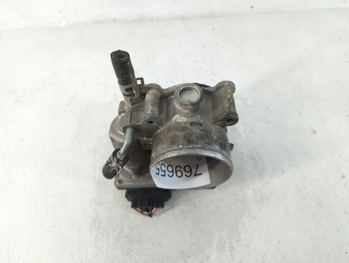 2013-2019 Subaru Legacy Throttle Body P/N:16112AA38A Fits Fits 2013 2014 2015 2016 2017 2018 2019 OEM Used Auto Parts - Oemu