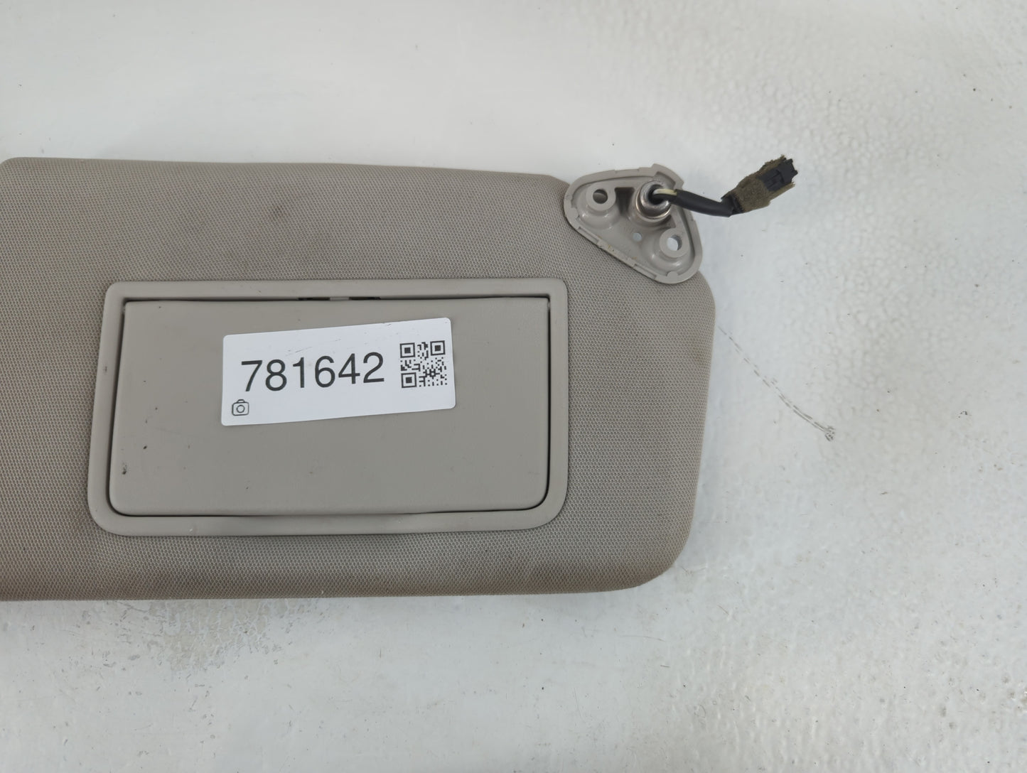 2010-2014 Subaru Legacy Sun Visor Shade Replacement Passenger Right Mirror Fits Fits 2010 2011 2012 2013 2014 OEM Used Auto 