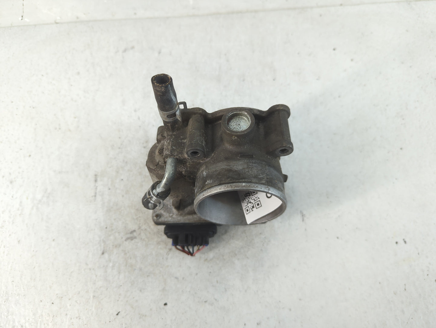 2013-2019 Subaru Legacy Throttle Body P/N:16112AA38A Fits Fits 2013 2014 2015 2016 2017 2018 2019 OEM Used Auto Parts - Oemu