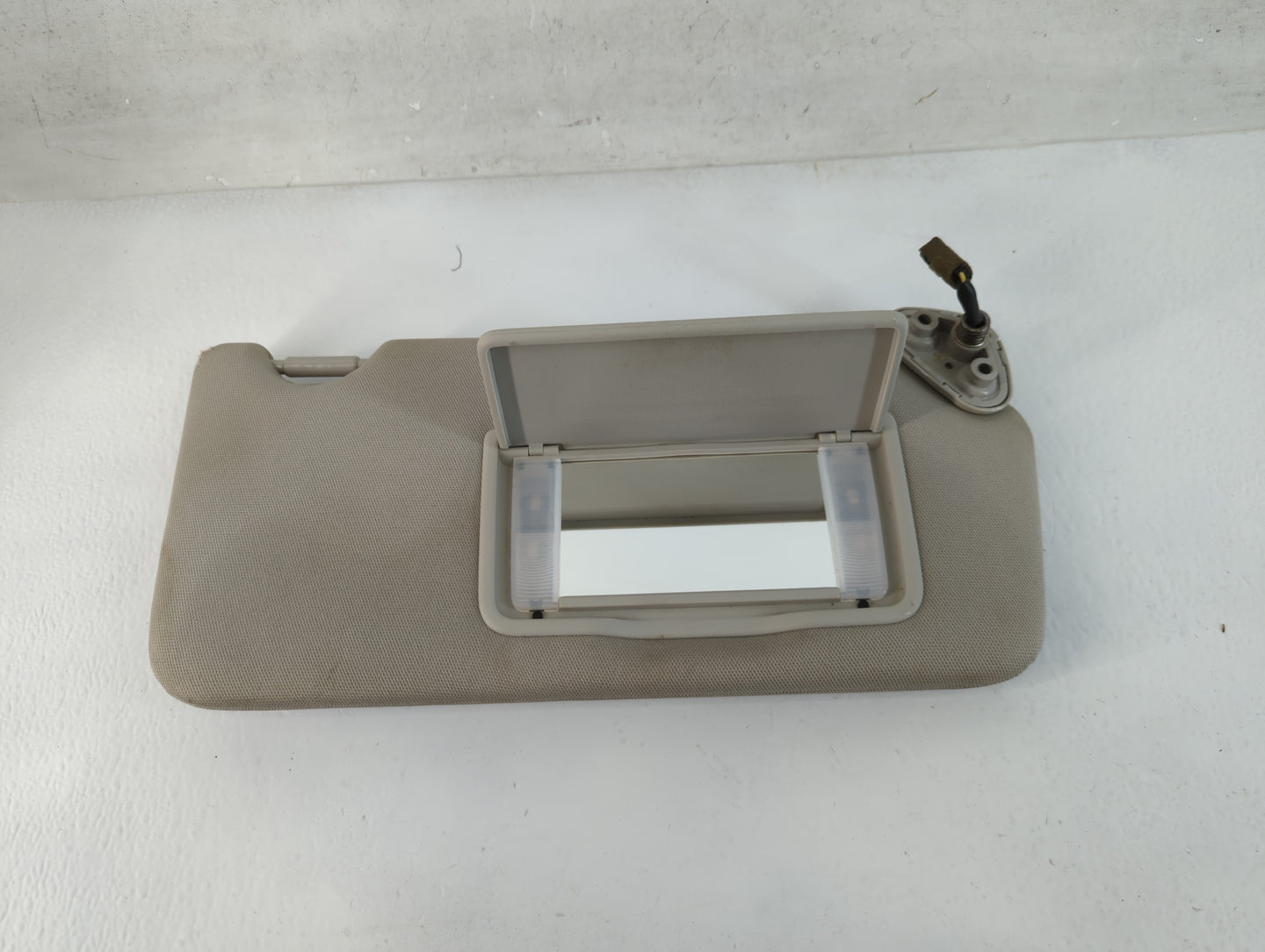 2010-2014 Subaru Legacy Sun Visor Shade Replacement Passenger Right Mirror Fits Fits 2010 2011 2012 2013 2014 OEM Used Auto 