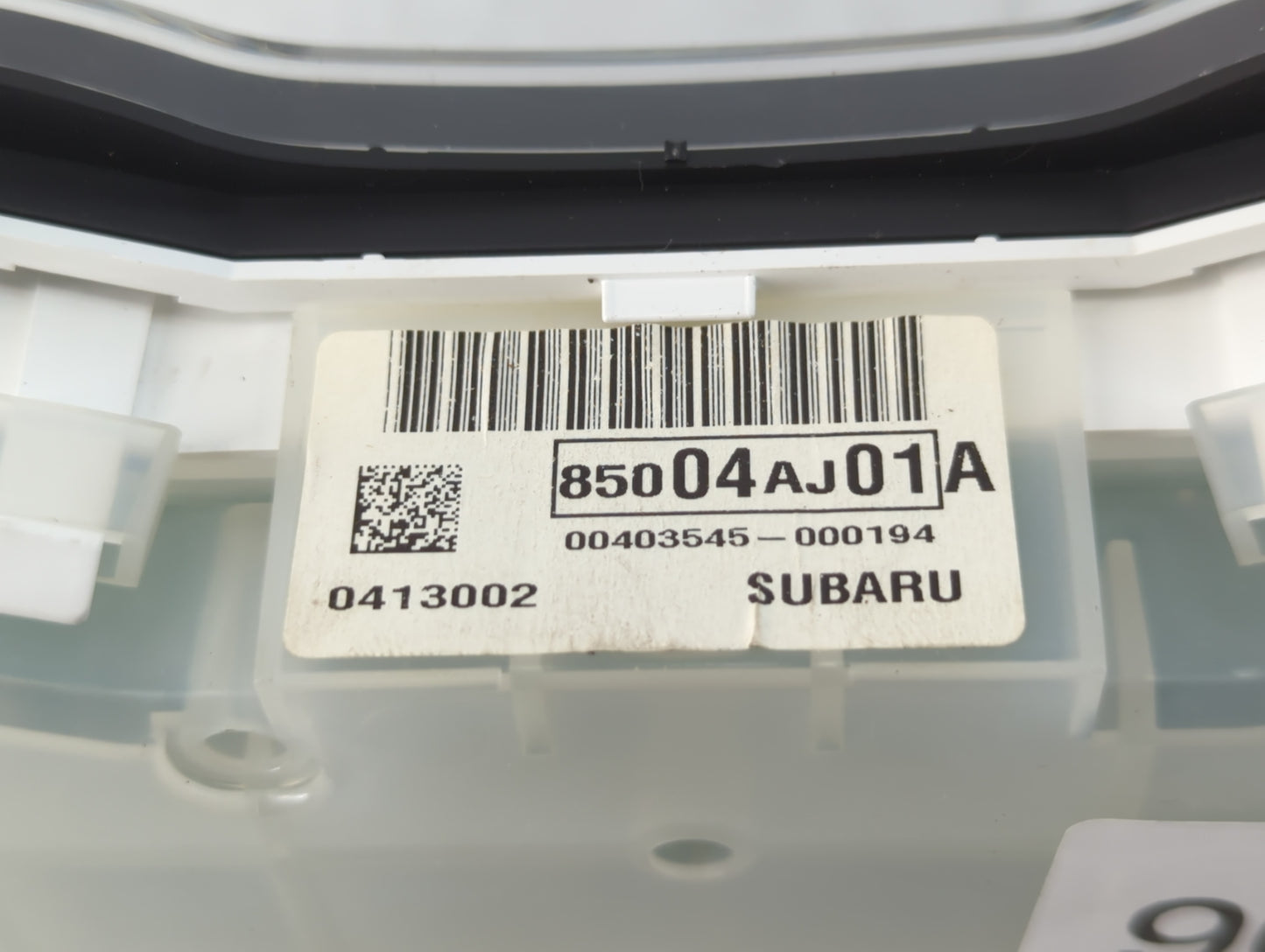 2013-2014 Subaru Legacy Instrument Cluster Speedometer Gauges P/N:0413002 85004AJ01A Fits Fits 2013 2014 OEM Used Auto Parts