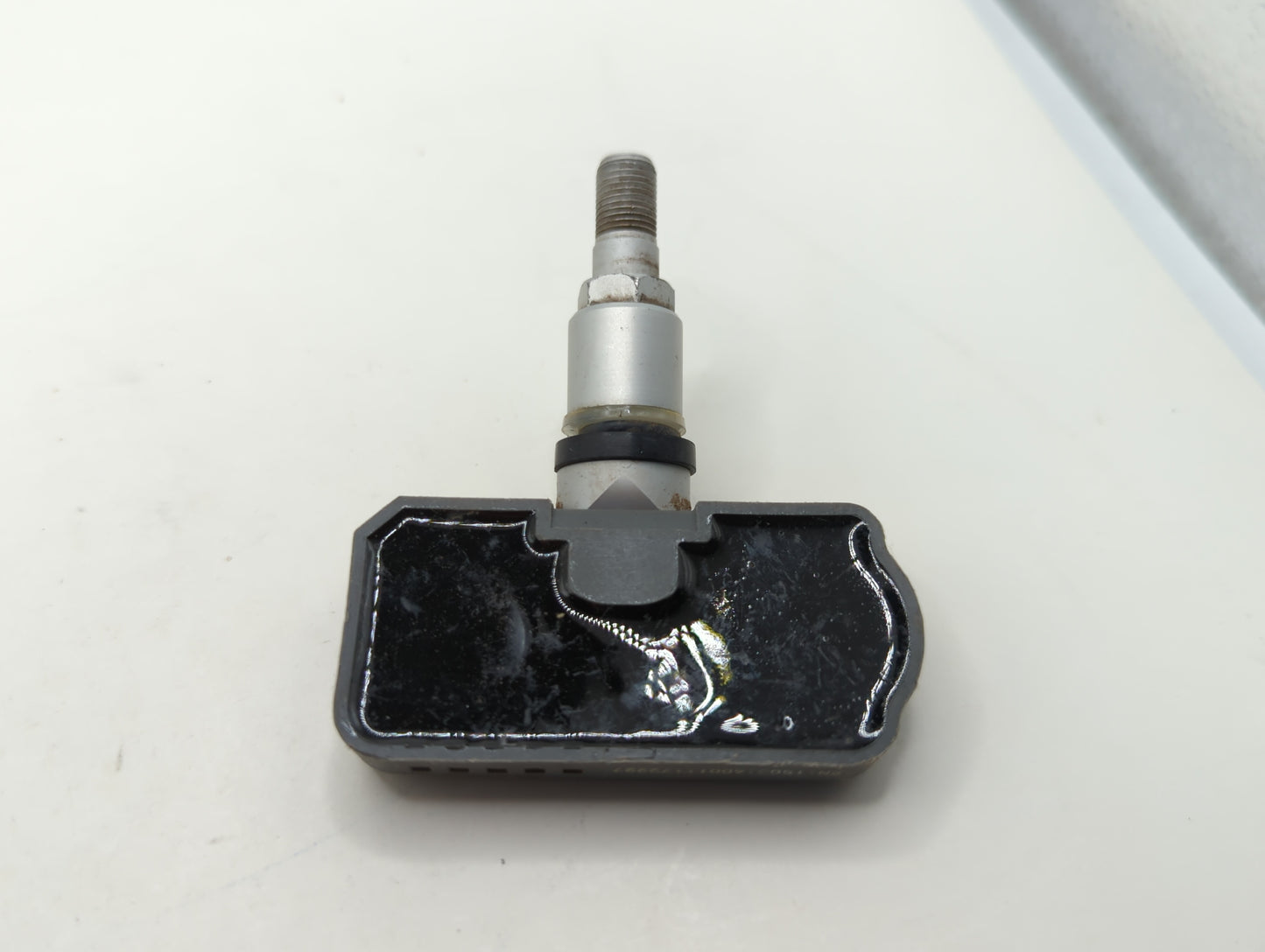 2013 Subaru Outback Tire Pressure Monitoring System Sensor Tpms - Oemusedautoparts1.com