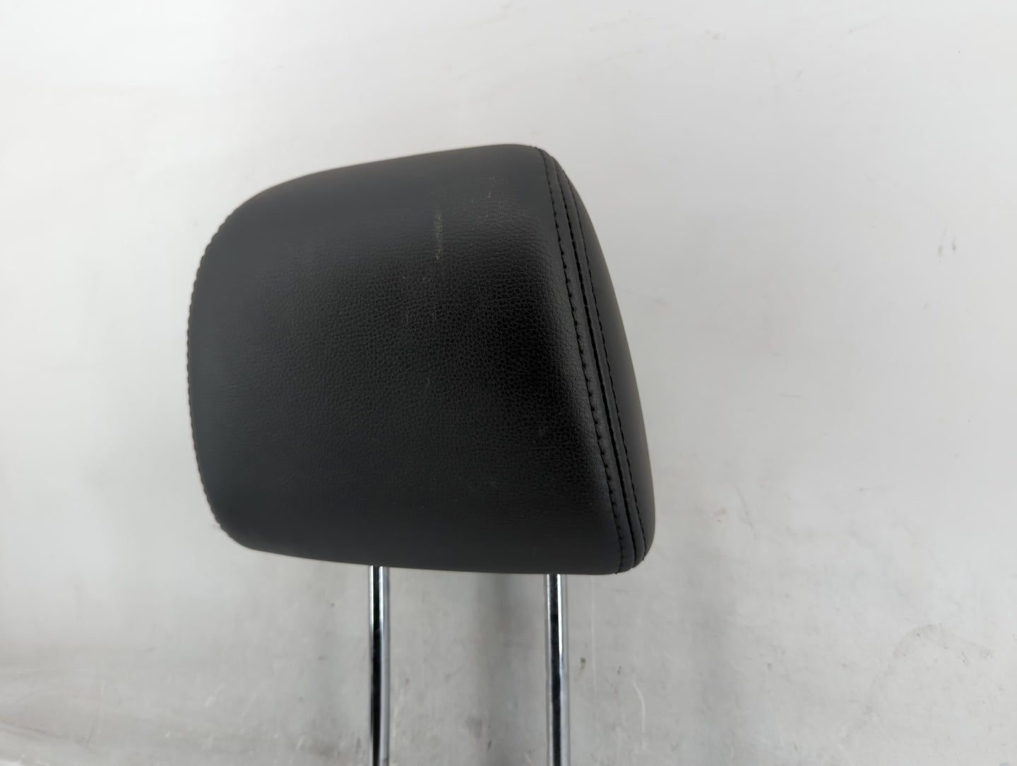 2013 Subaru Outback Headrest Head Rest Front Driver Passenger Seat Fits OEM Used Auto Parts - Oemusedautoparts1.com
