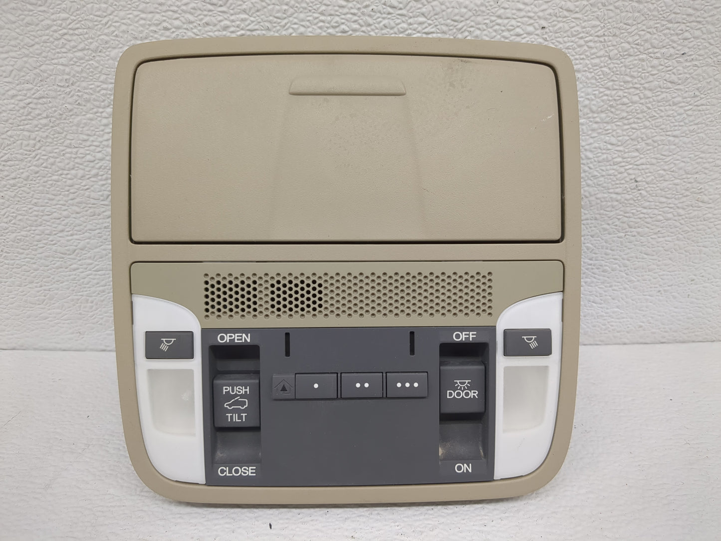 2013 Subaru Rx Overhead Roof Console - Oemusedautoparts1.com
