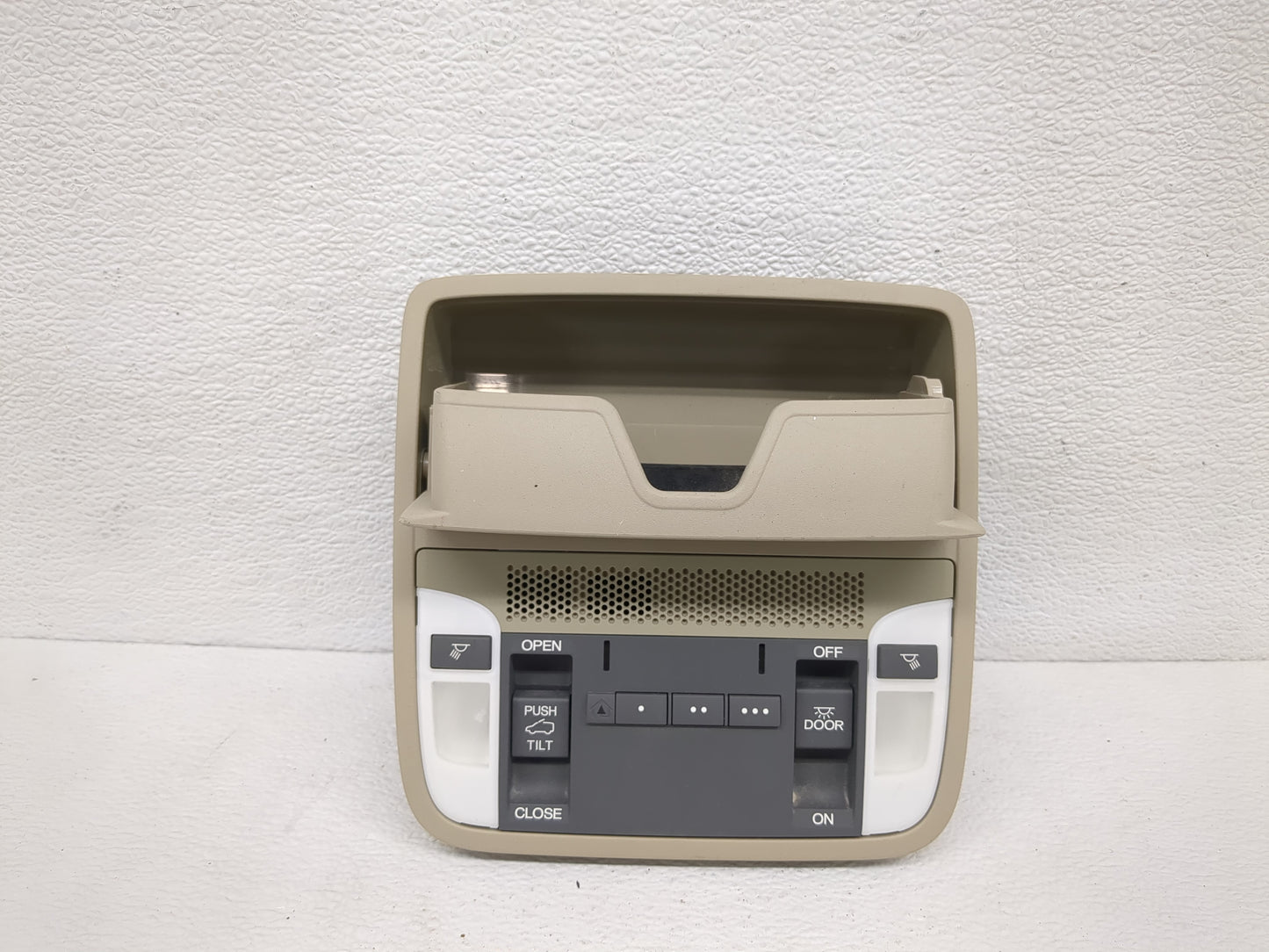 2013 Subaru Rx Overhead Roof Console - Oemusedautoparts1.com