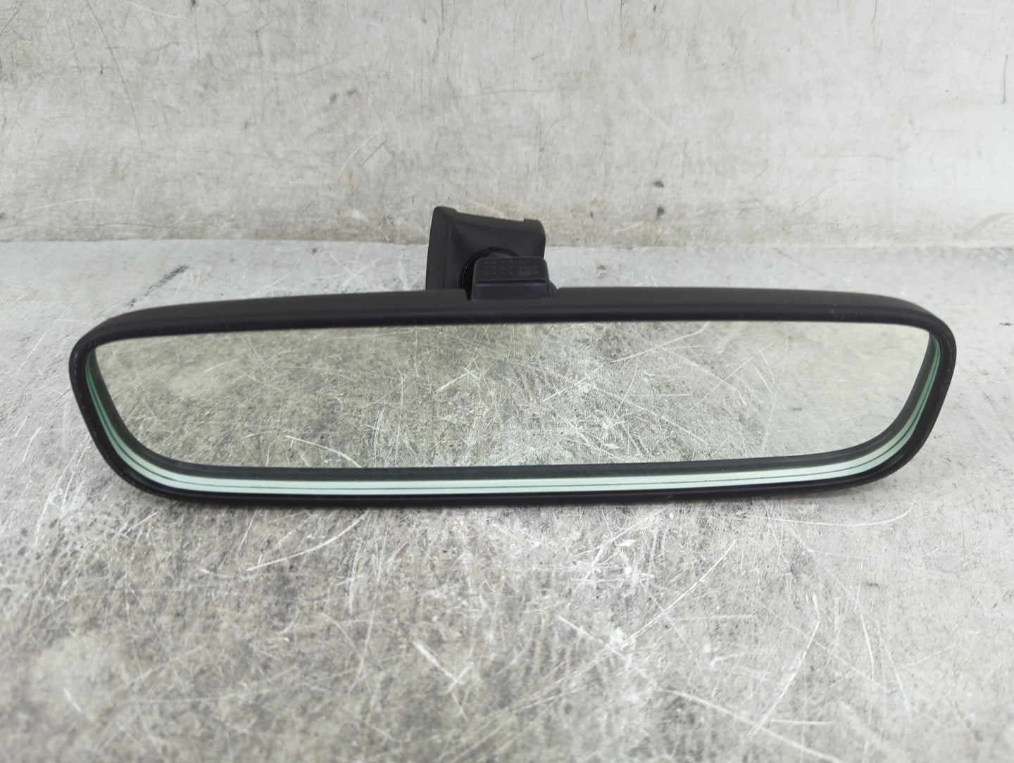 2013-2015 Subaru Xv Interior Rear View Mirror Replacement OEM P/N:A047171 Murakami 7225 Fits OEM Used Auto Parts - Oemusedau