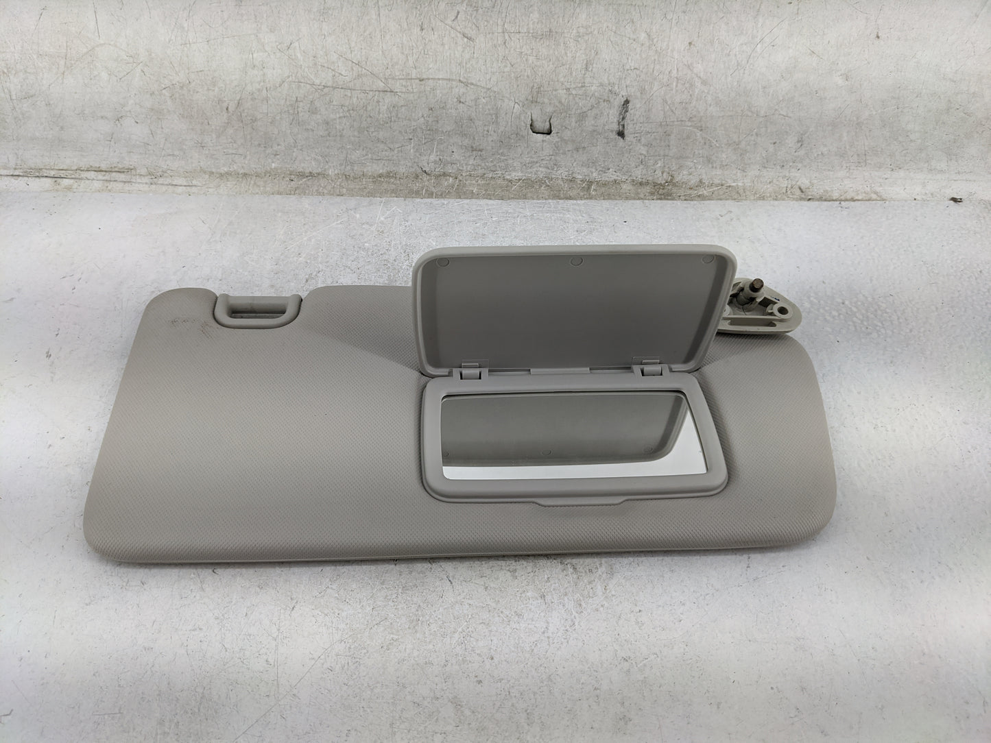 2013-2014 Subaru Xv Sun Visor Shade Replacement Passenger Right Mirror Fits Fits 2012 2013 2014 OEM Used Auto Parts - Oemuse