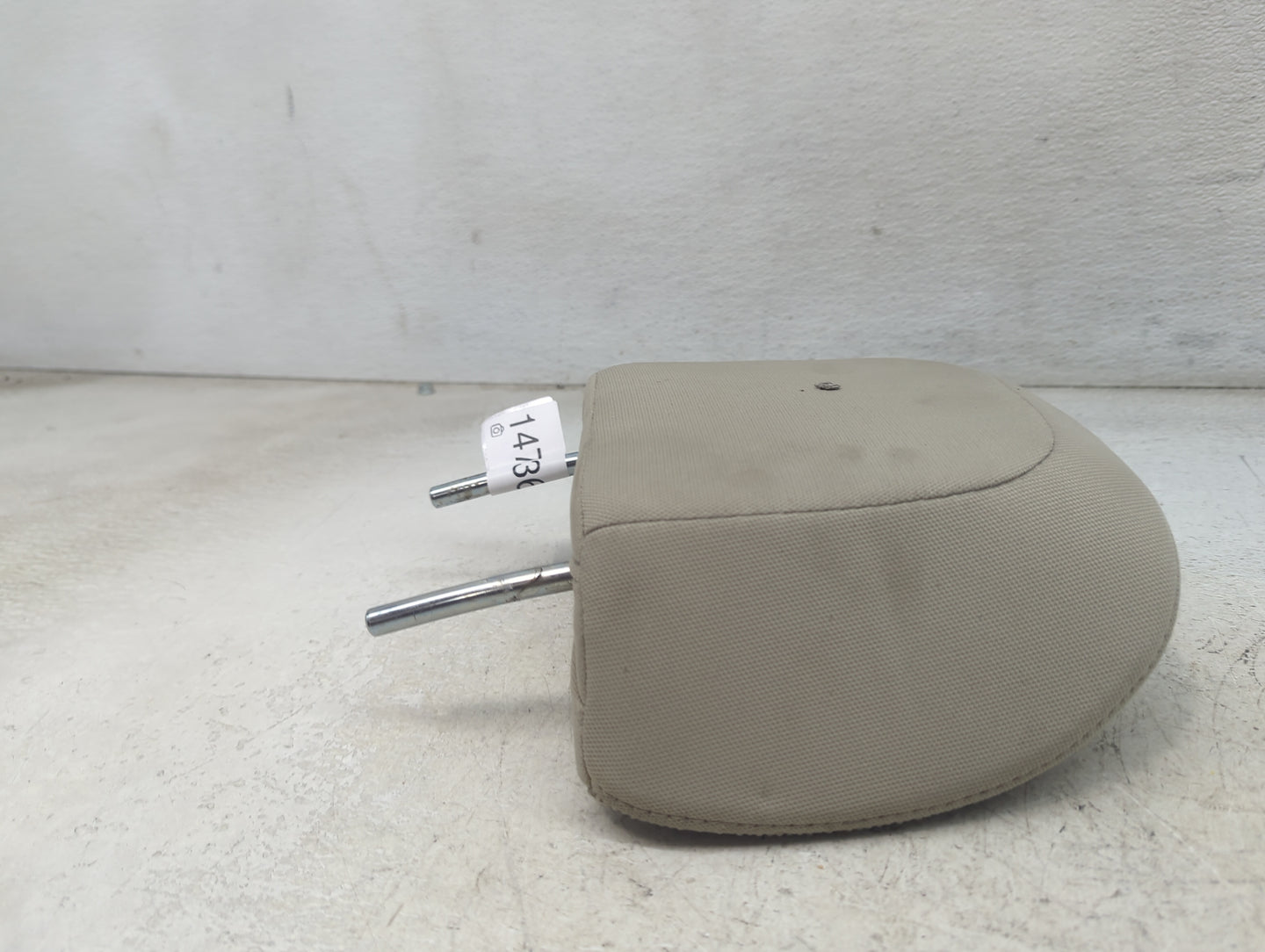 2013 Subaru Xv Headrest Head Rest Rear Seat Fits OEM Used Auto Parts - Oemusedautoparts1.com