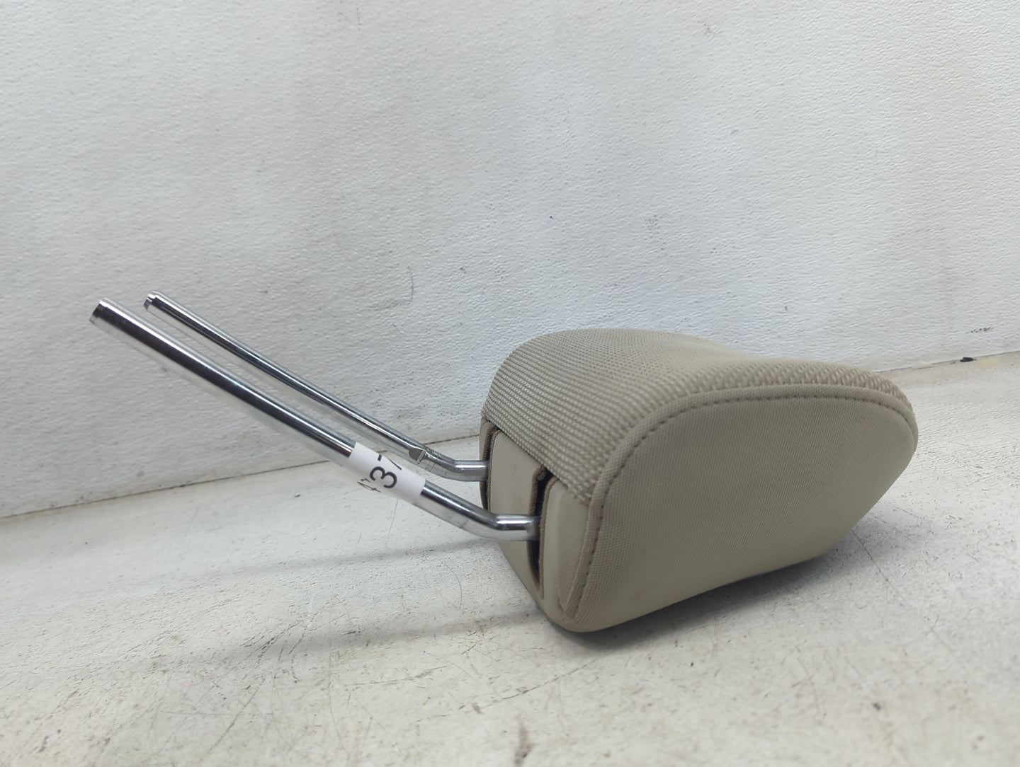 2013 Subaru Xv Headrest Head Rest Front Driver Passenger Seat Fits OEM Used Auto Parts - Oemusedautoparts1.com