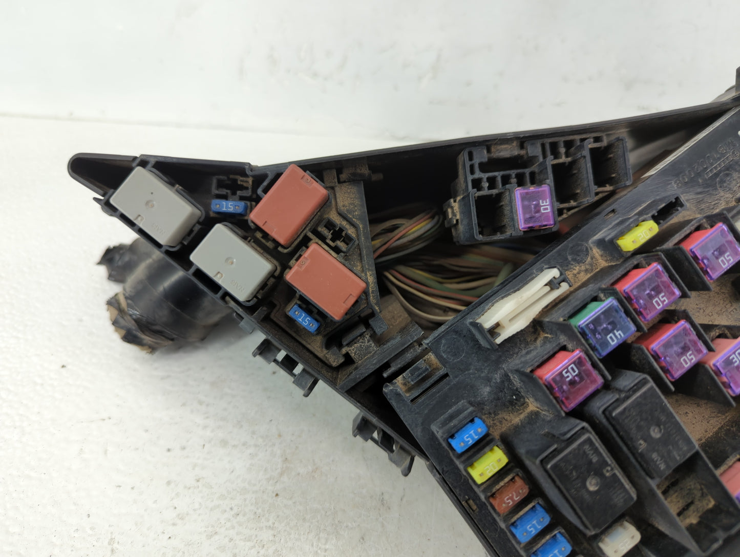 2013-2014 Subaru Xv Fusebox Fuse Box Panel Relay Module P/N:MB100200B MB503604B Fits Fits 2012 2013 2014 OEM Used Auto Parts
