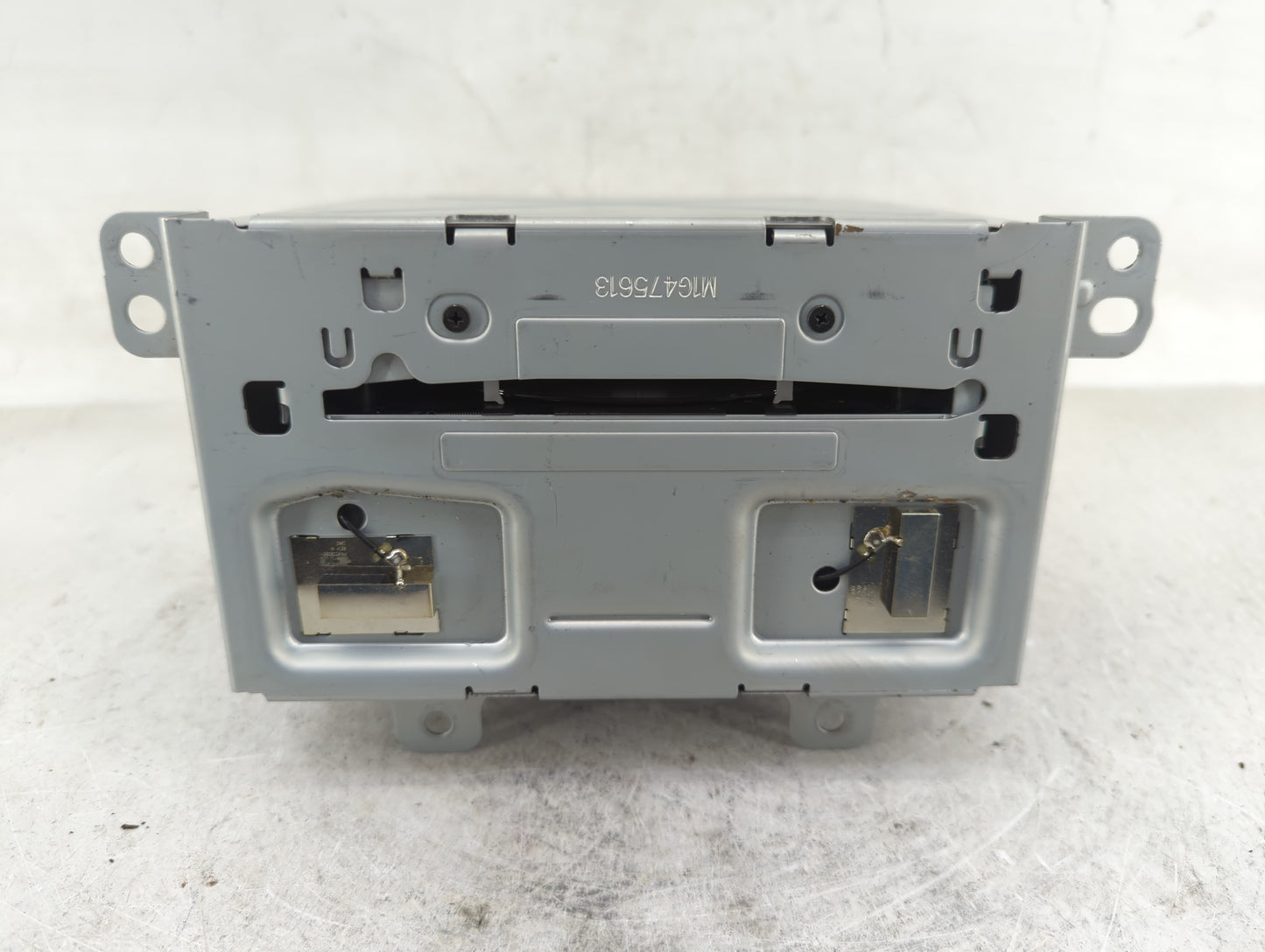 2013 Suzuki Equator Radio AM FM Cd Player Receiver Replacement P/N:23135481 Fits OEM Used Auto Parts - Oemusedautoparts1.com