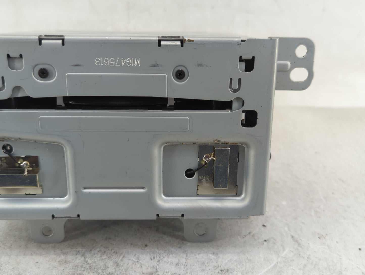 2013 Suzuki Equator Radio AM FM Cd Player Receiver Replacement P/N:23135481 Fits OEM Used Auto Parts - Oemusedautoparts1.com