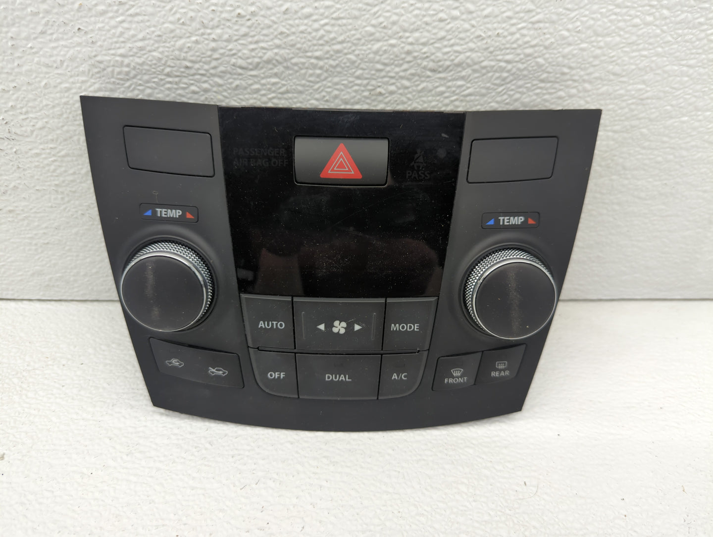 2010-2013 Suzuki Kizashi Climate Control Module Temperature AC/Heater Replacement P/N:39510-57L80 Fits Fits 2010 2011 2012 2