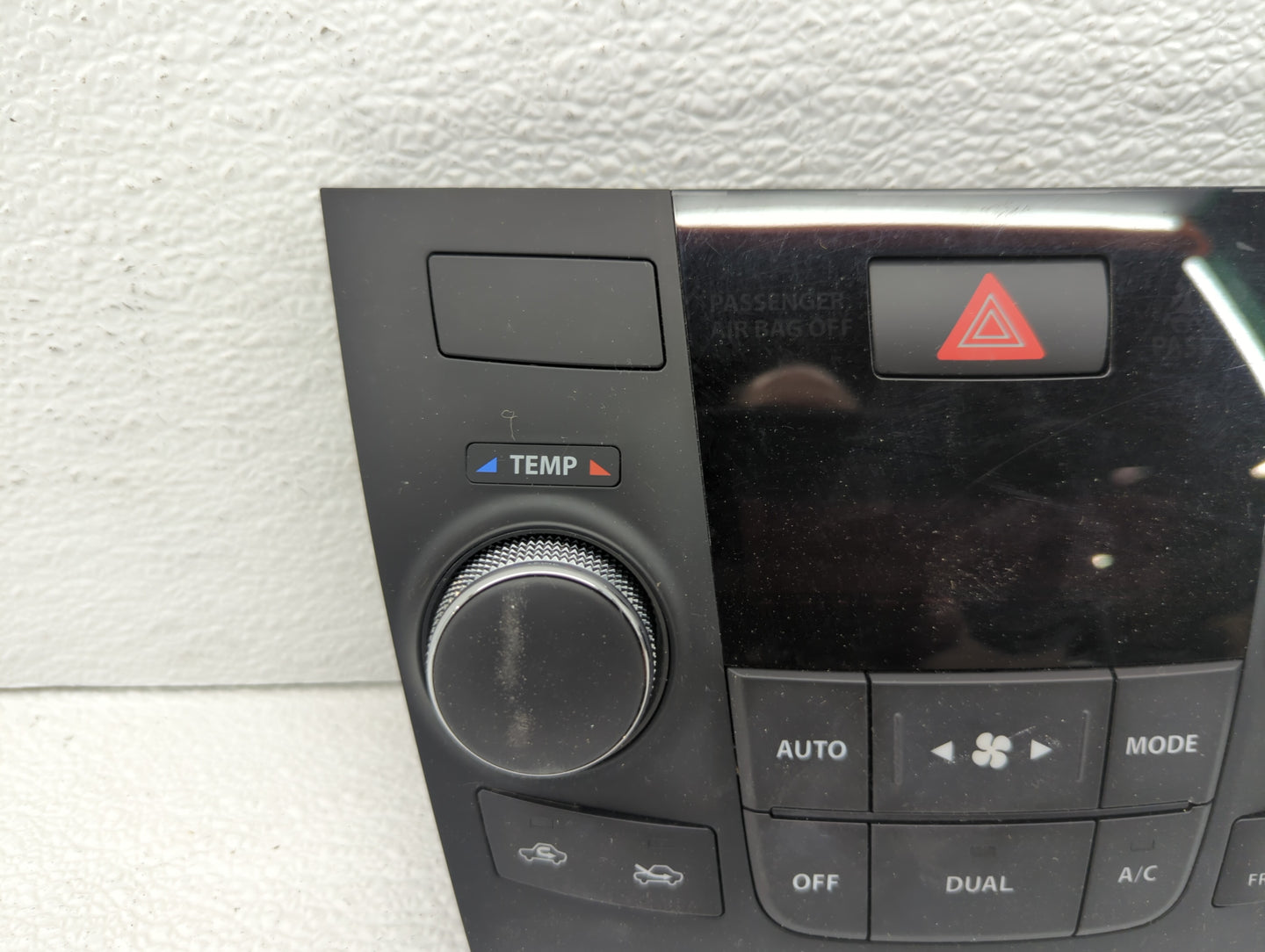2010-2013 Suzuki Kizashi Climate Control Module Temperature AC/Heater Replacement P/N:39510-57L80 Fits Fits 2010 2011 2012 2