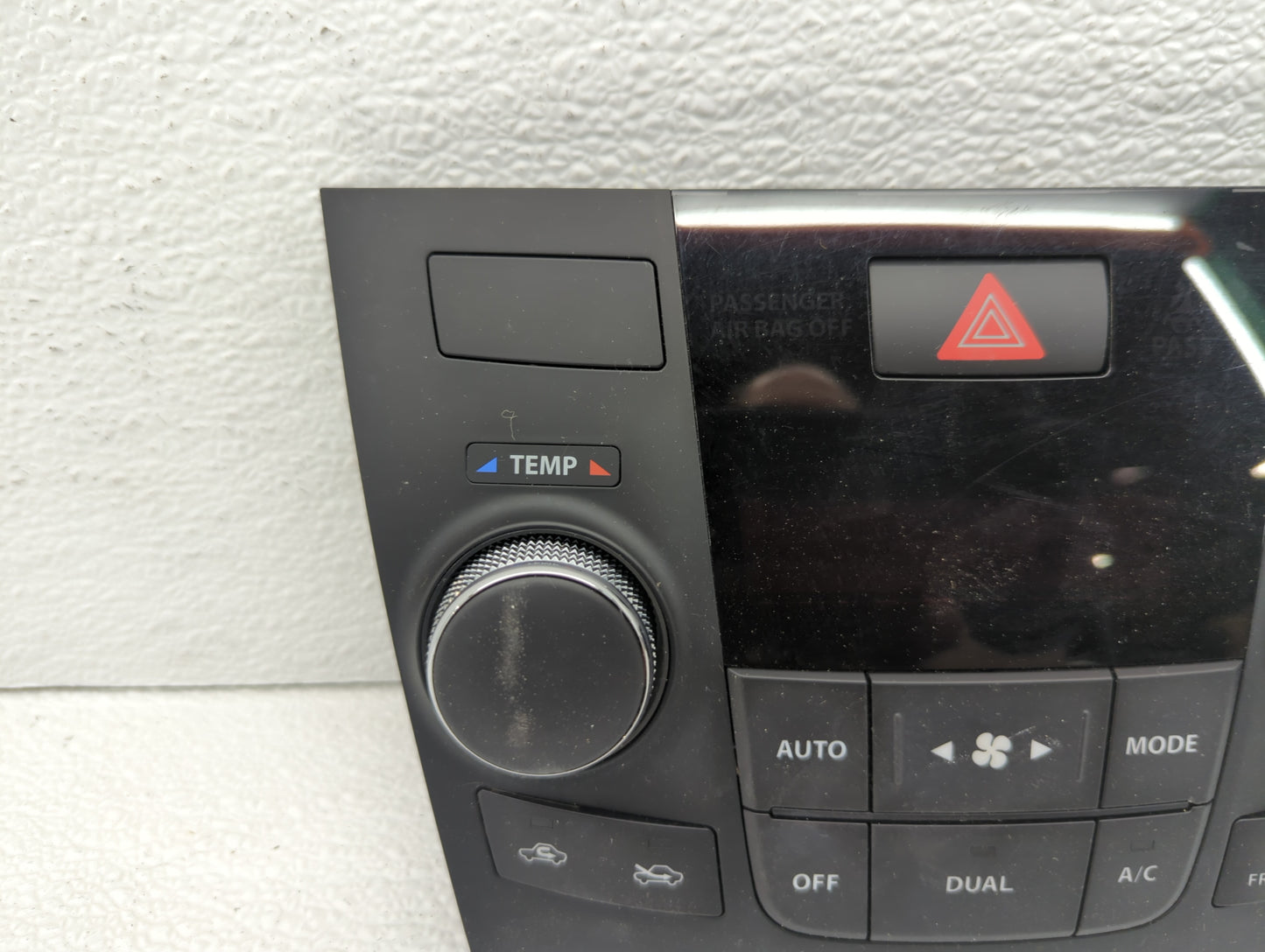 2010-2013 Suzuki Kizashi Climate Control Module Temperature AC/Heater Replacement P/N:39510-57L80 Fits Fits 2010 2011 2012 2
