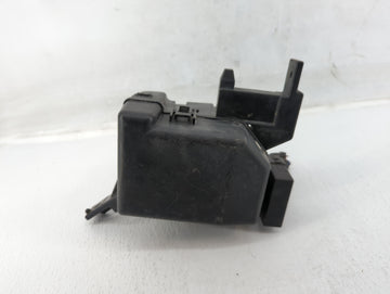 2013 Suzuki Sx4 Fusebox Fuse Box Panel Relay Module P/N:80J00 Fits OEM Used Auto Parts - Oemusedautoparts1.com