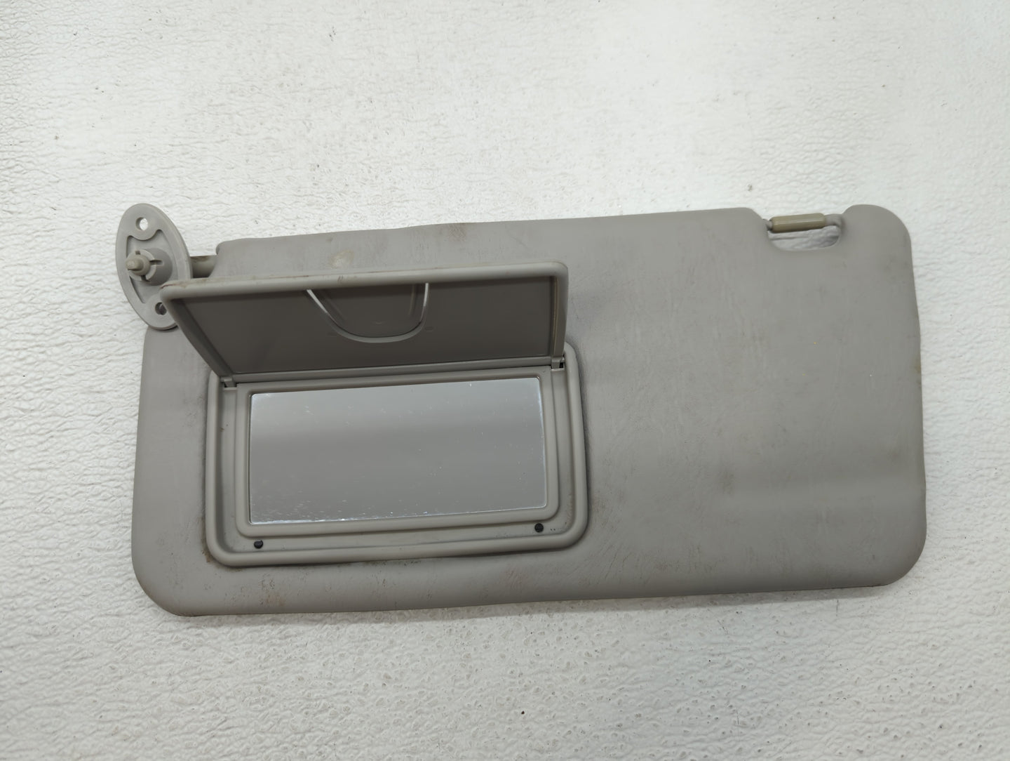 2007-2013 Suzuki Sx4 Sun Visor Shade Replacement Passenger Right Mirror Fits Fits 2007 2008 2009 2010 2011 2012 2013 OEM Use