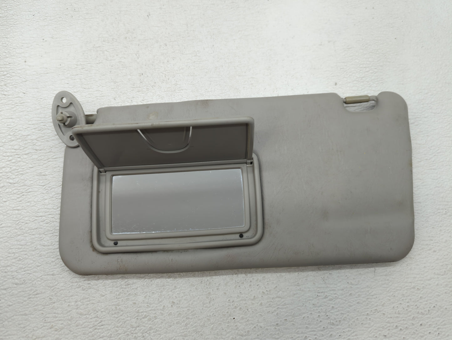 2007-2013 Suzuki Sx4 Sun Visor Shade Replacement Passenger Right Mirror Fits Fits 2007 2008 2009 2010 2011 2012 2013 OEM Use