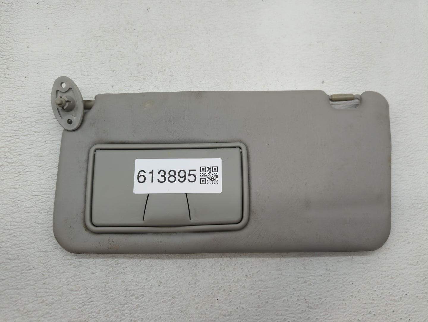 2007-2013 Suzuki Sx4 Sun Visor Shade Replacement Passenger Right Mirror Fits Fits 2007 2008 2009 2010 2011 2012 2013 OEM Use