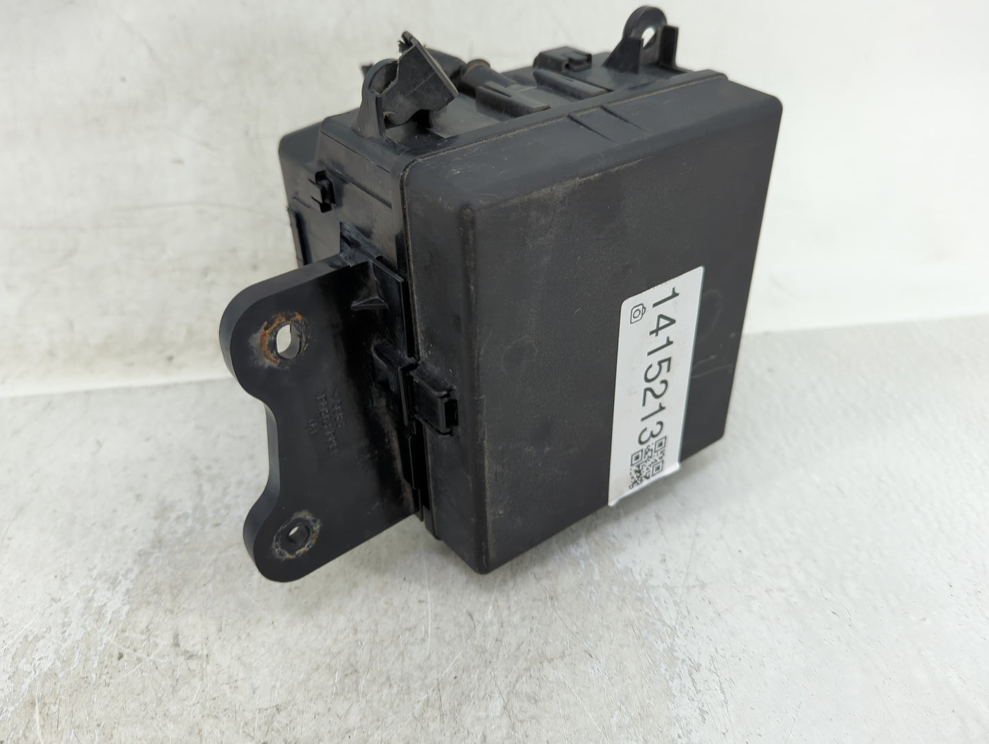 2013 Suzuki Vitara Fusebox Fuse Box Panel Relay Module Fits Fits 2010 2011 2012 OEM Used Auto Parts - Oemusedautoparts1.com