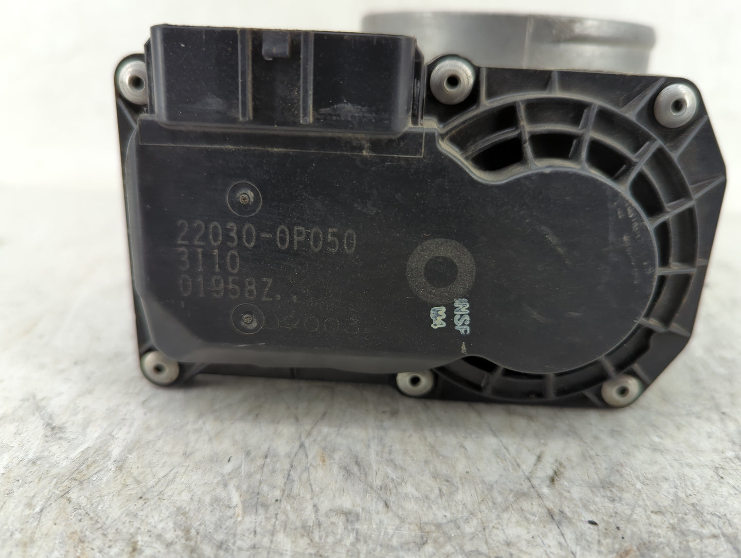 2005-2018 Toyota Avalon Throttle Body P/N:22030-0P050 Fits OEM Used Auto Parts - Oemusedautoparts1.com