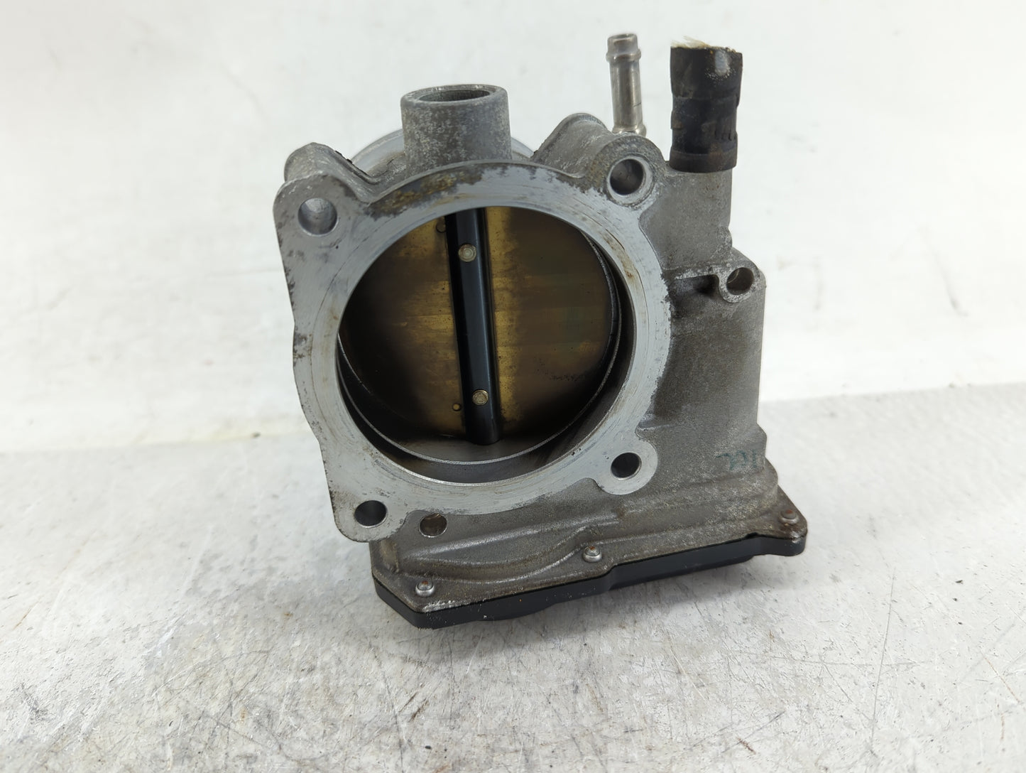2005-2018 Toyota Avalon Throttle Body P/N:22030-0P050 Fits OEM Used Auto Parts - Oemusedautoparts1.com