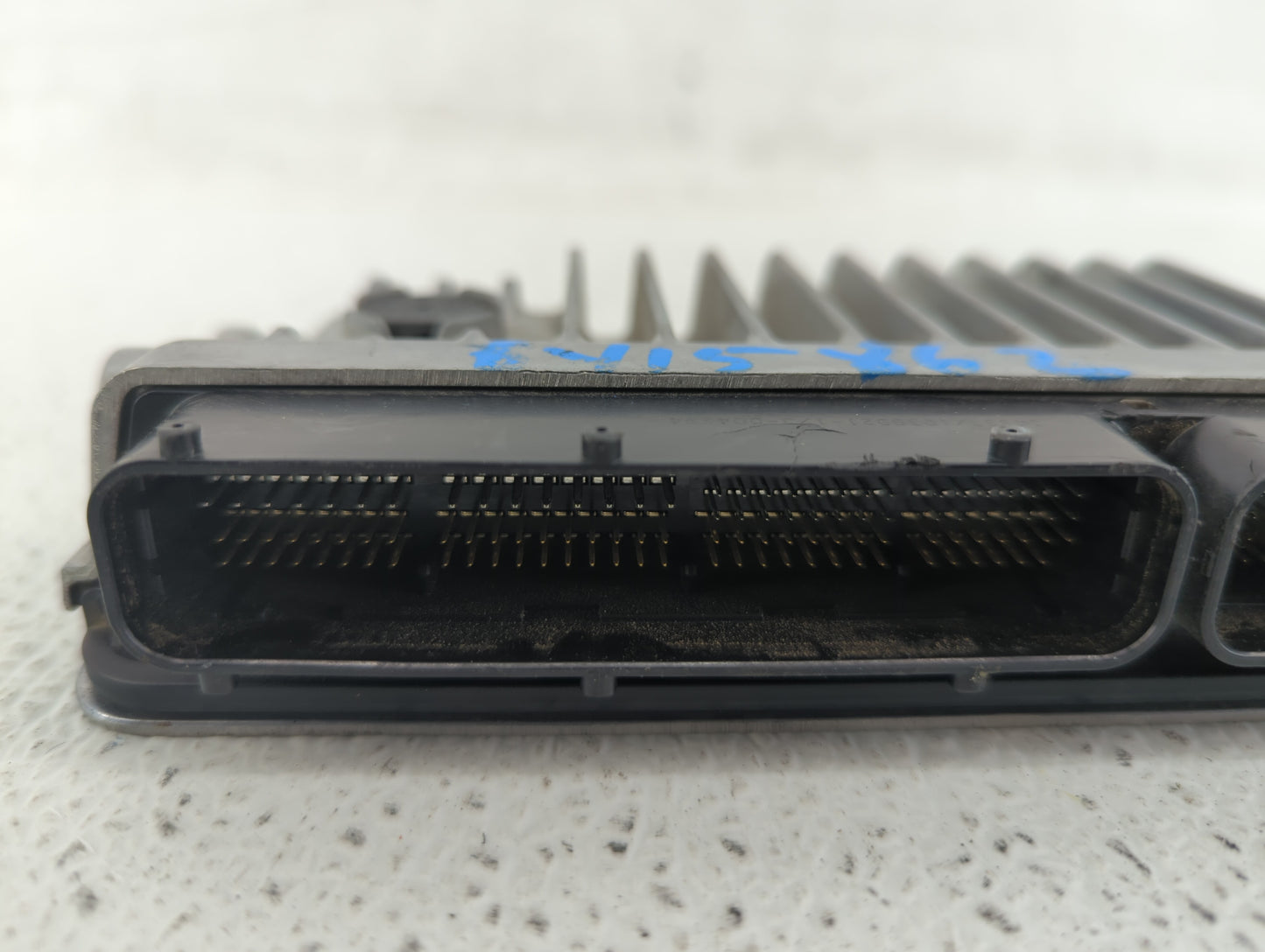2013-2014 Toyota Avalon PCM Engine Control Computer ECU ECM PCU OEM P/N:89661-07591 89661-07590 Fits Fits 2013 2014 OEM Used