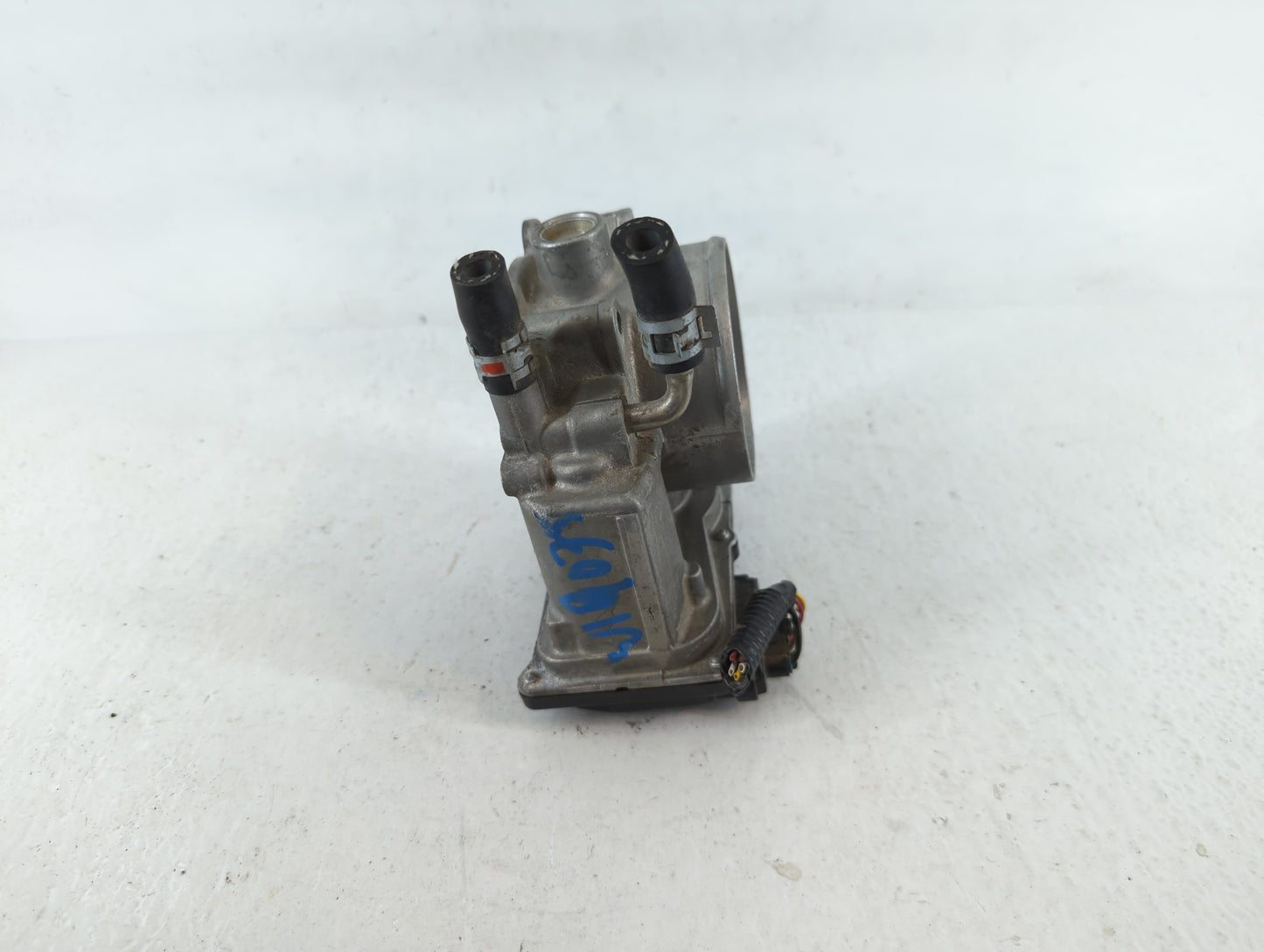 2005-2018 Toyota Avalon Throttle Body P/N:22030-0P050 Fits OEM Used Auto Parts - Oemusedautoparts1.com
