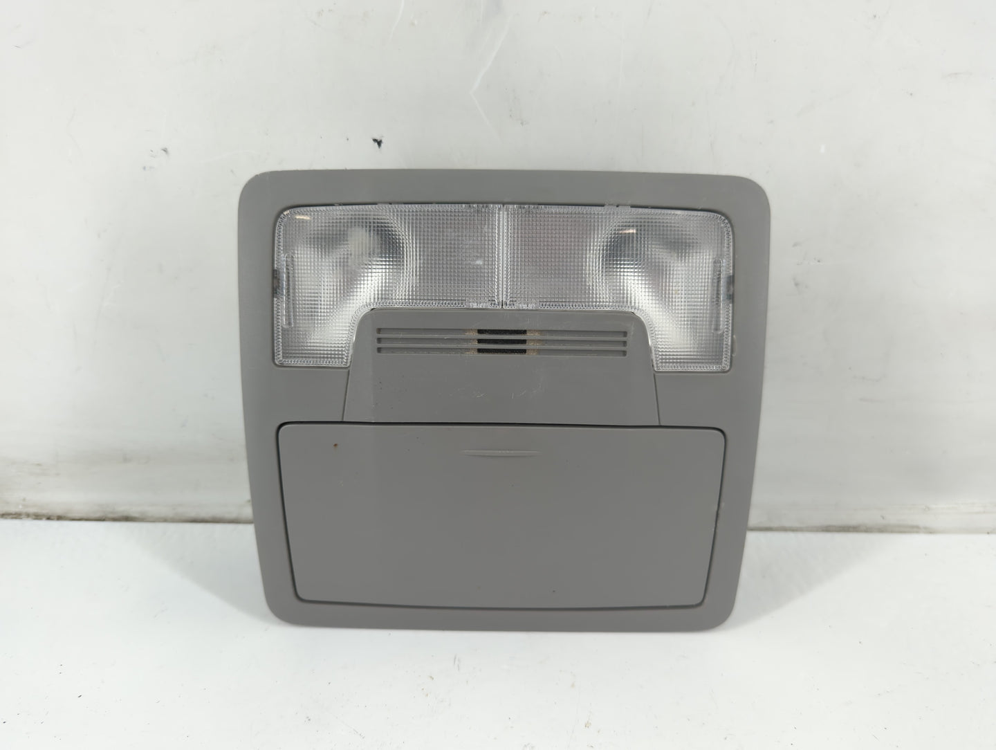 2013 Toyota Camry Overhead Roof Console - Oemusedautoparts1.com
