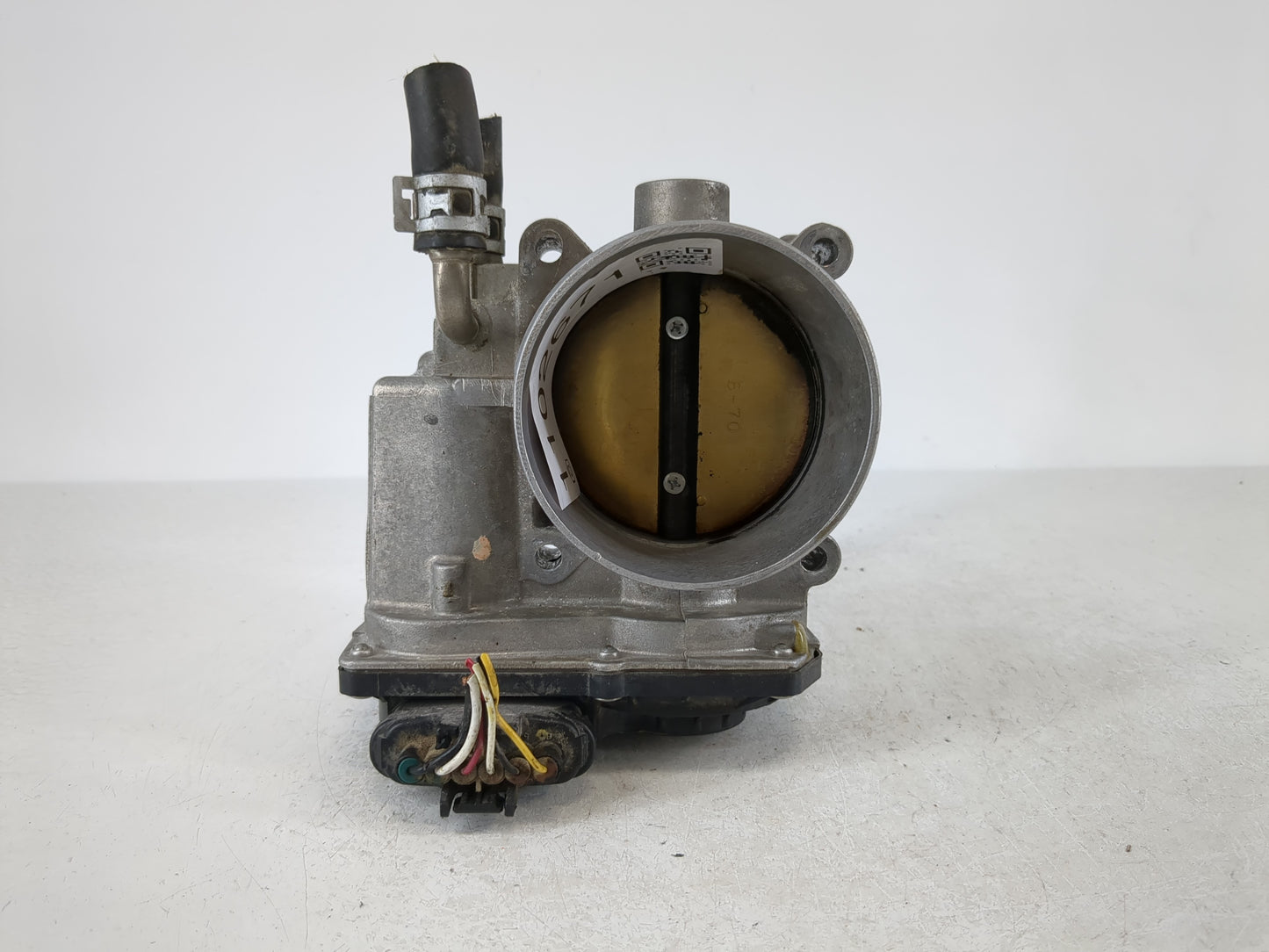 2007-2017 Toyota Camry Throttle Body P/N:22030-0P050 Fits OEM Used Auto Parts - Oemusedautoparts1.com