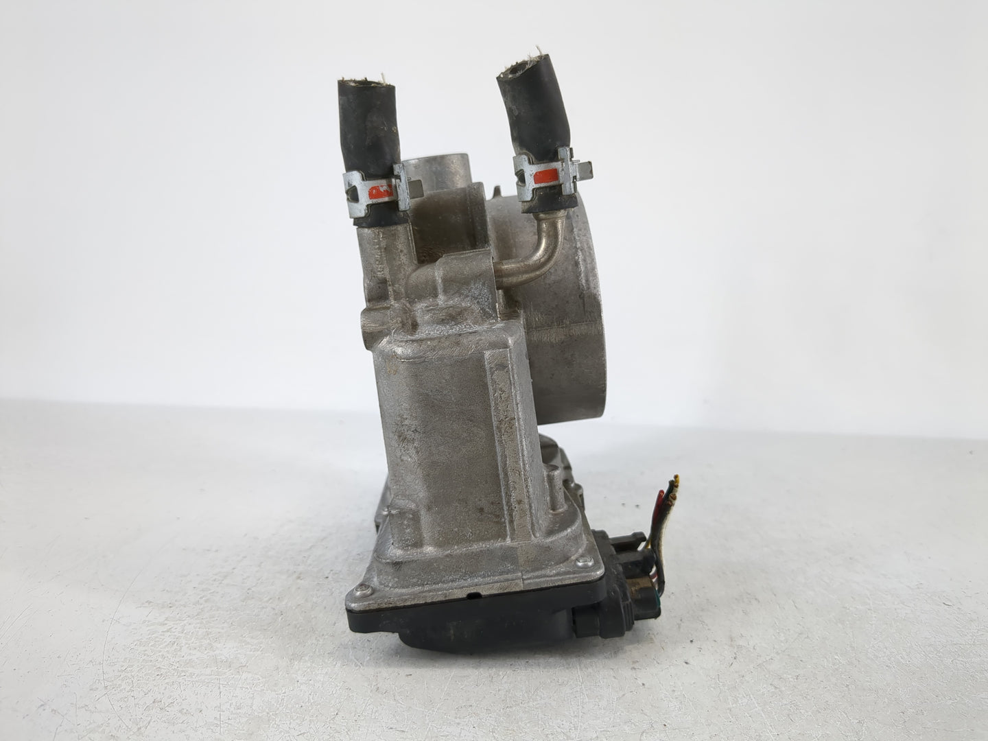 2007-2017 Toyota Camry Throttle Body P/N:22030-0P050 Fits OEM Used Auto Parts - Oemusedautoparts1.com