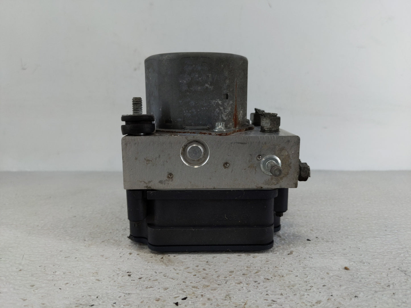 2013-2014 Toyota Camry ABS Pump Control Module Replacement P/N:44540-06080 Fits Fits 2013 2014 OEM Used Auto Parts - Oemused