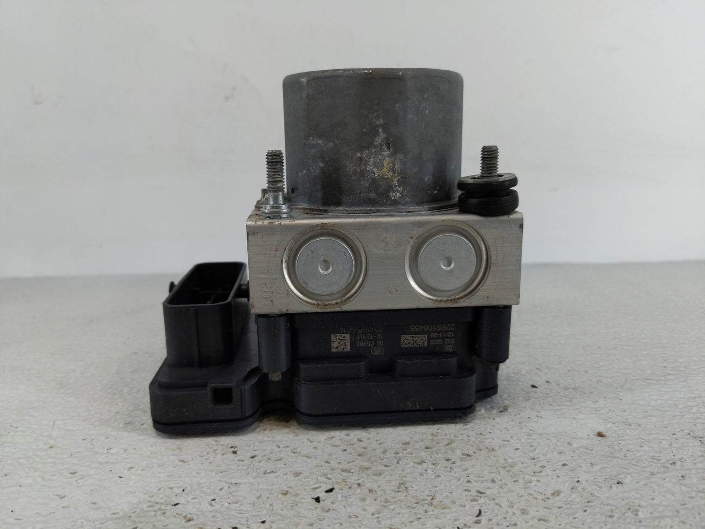 2013-2014 Toyota Camry ABS Pump Control Module Replacement P/N:44540-06080 Fits Fits 2013 2014 OEM Used Auto Parts - Oemused