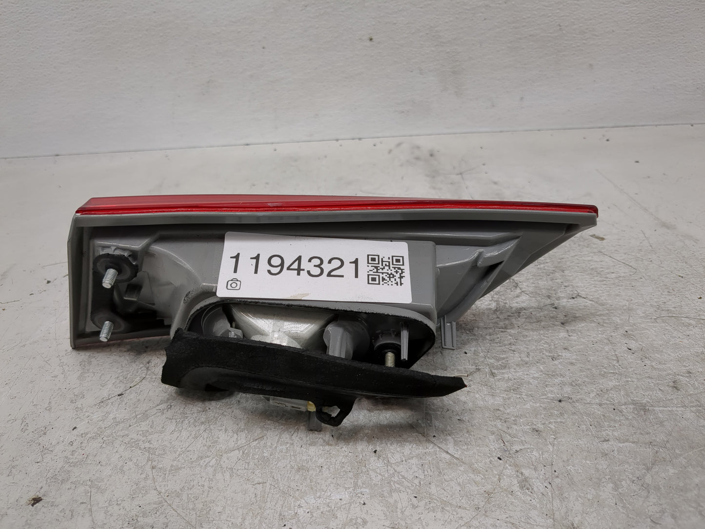 2012-2014 Toyota Camry Tail Light Assembly Passenger Right OEM Fits Fits 2012 2013 2014 OEM Used Auto Parts - Oemusedautopar