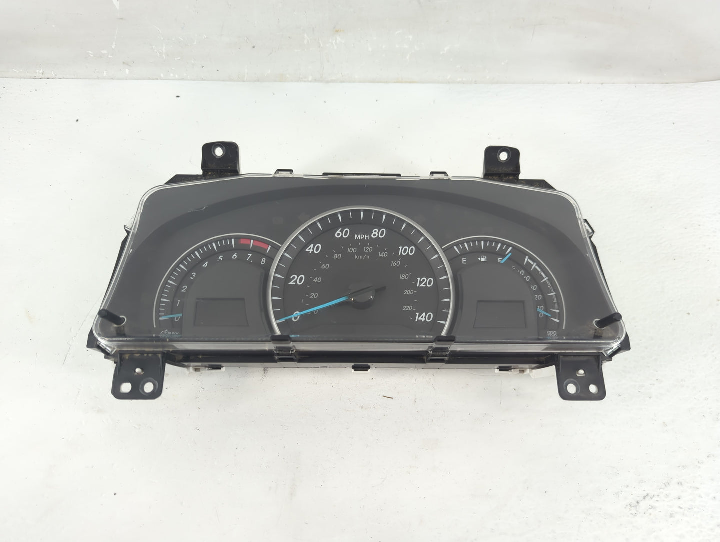 2013-2014 Toyota Camry Instrument Cluster Speedometer Gauges P/N:83800-0X620-00 Fits Fits 2013 2014 OEM Used Auto Parts - Oe