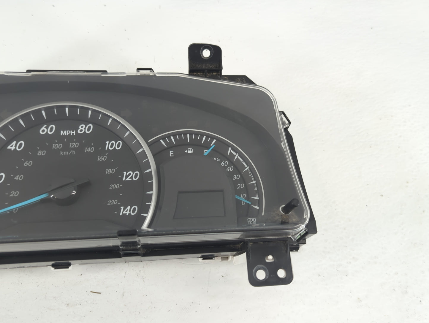 2013-2014 Toyota Camry Instrument Cluster Speedometer Gauges P/N:83800-0X620-00 Fits Fits 2013 2014 OEM Used Auto Parts - Oe