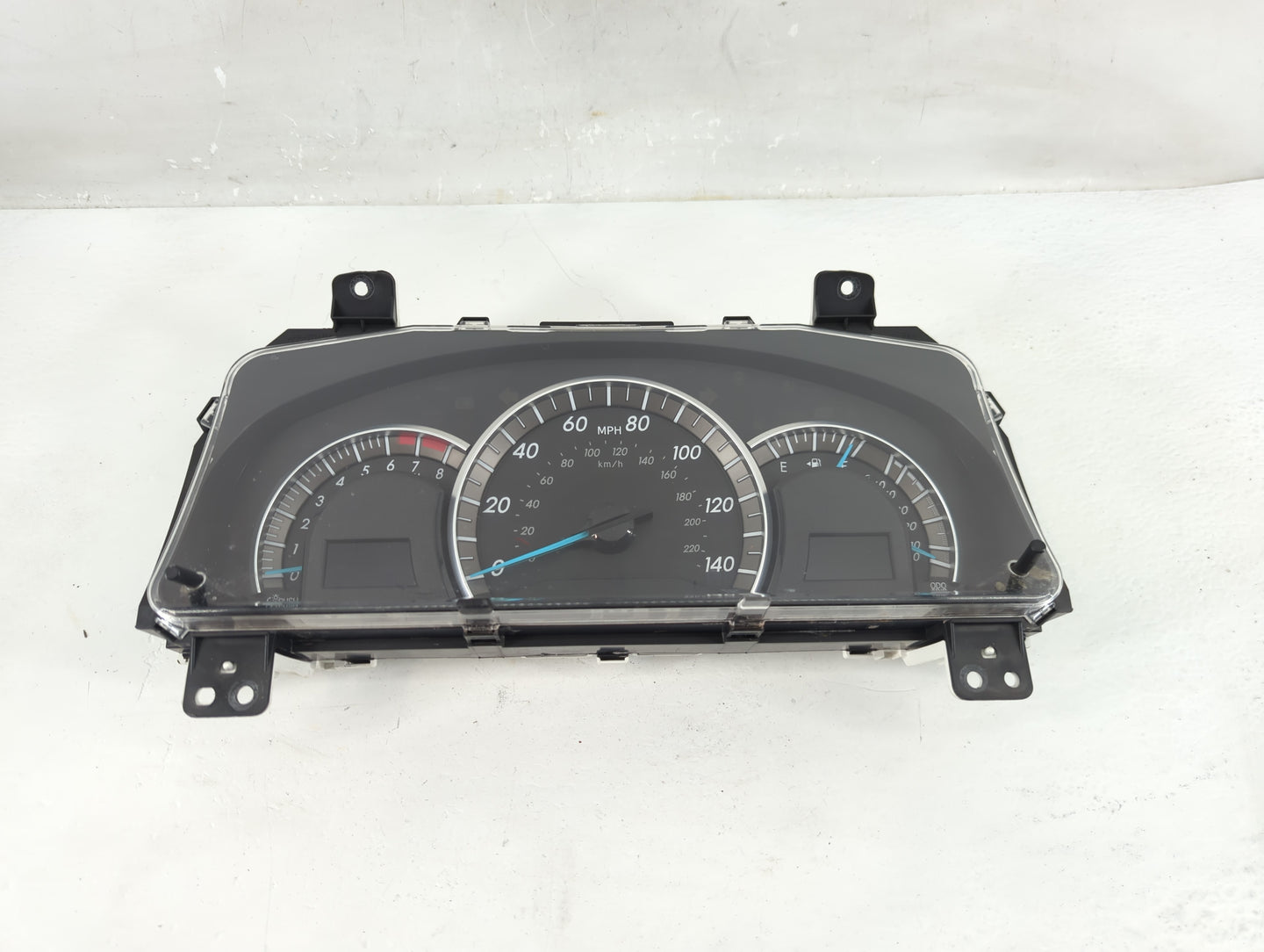 2013-2014 Toyota Camry Instrument Cluster Speedometer Gauges P/N:83800-0X640-00 Fits Fits 2013 2014 OEM Used Auto Parts - Oe